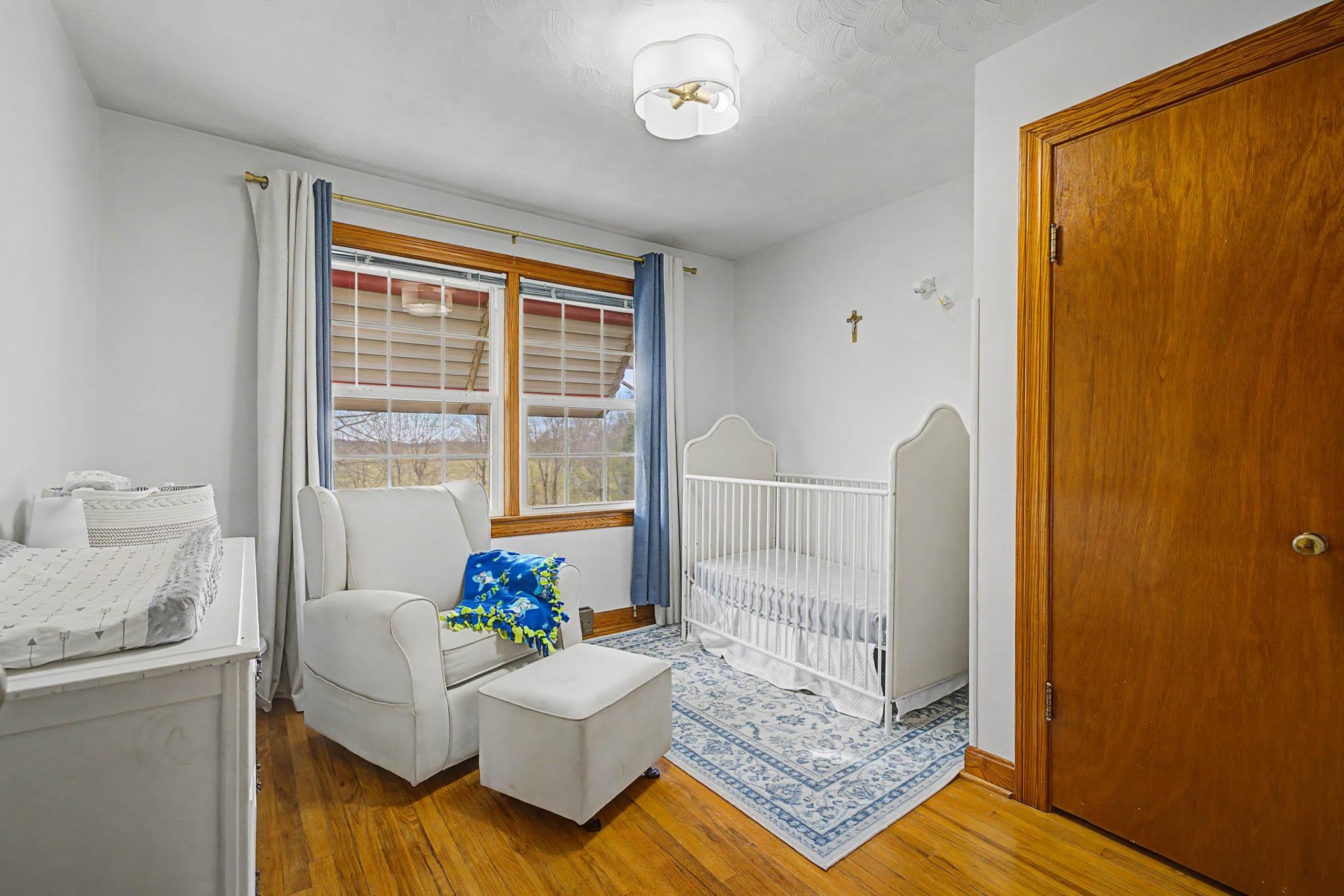 11235 Hwy 764, Whitesville, Kentucky 42378, 5 Bedrooms Bedrooms, ,3 BathroomsBathrooms,Single Family Residence,For Sale,Hwy 764,94438