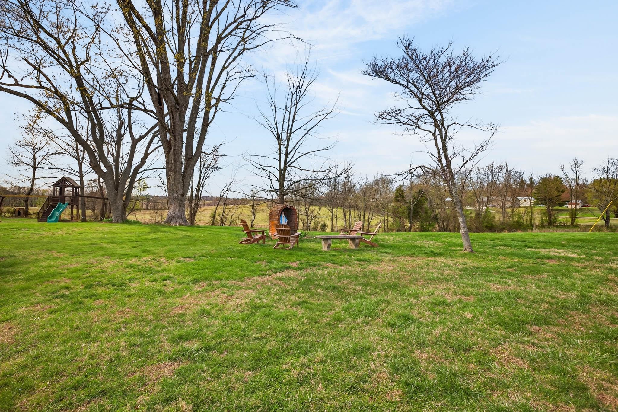 11235 Hwy 764, Whitesville, Kentucky 42378, 5 Bedrooms Bedrooms, ,3 BathroomsBathrooms,Single Family Residence,For Sale,Hwy 764,94438