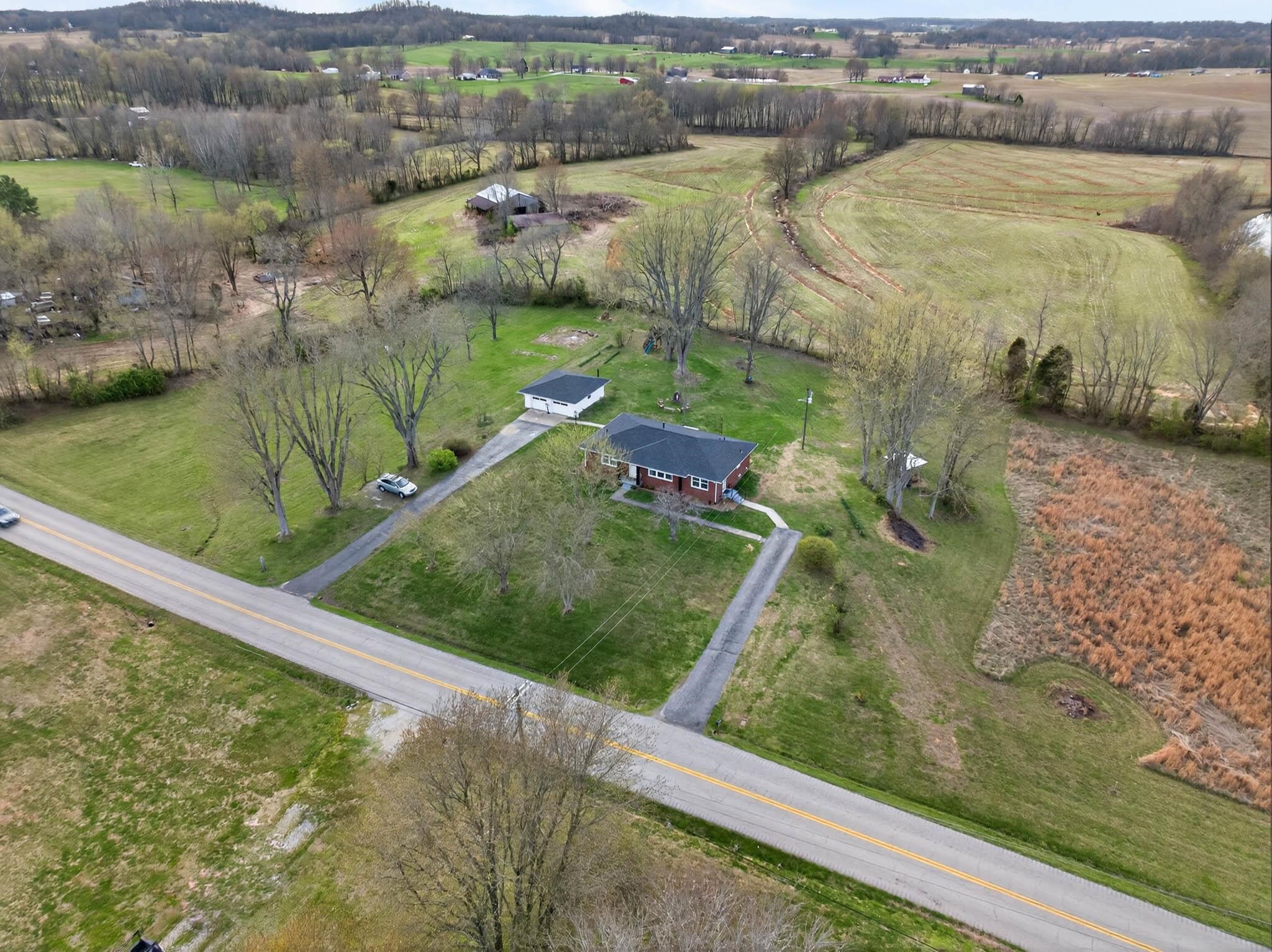 11235 Hwy 764, Whitesville, Kentucky 42378, 5 Bedrooms Bedrooms, ,3 BathroomsBathrooms,Single Family Residence,For Sale,Hwy 764,94438