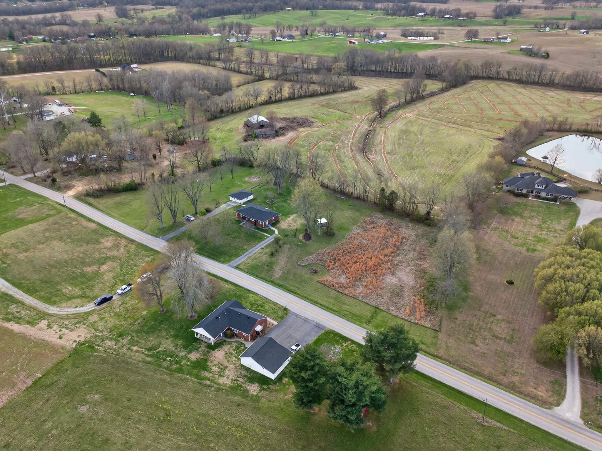 11235 Hwy 764, Whitesville, Kentucky 42378, 5 Bedrooms Bedrooms, ,3 BathroomsBathrooms,Single Family Residence,For Sale,Hwy 764,94438