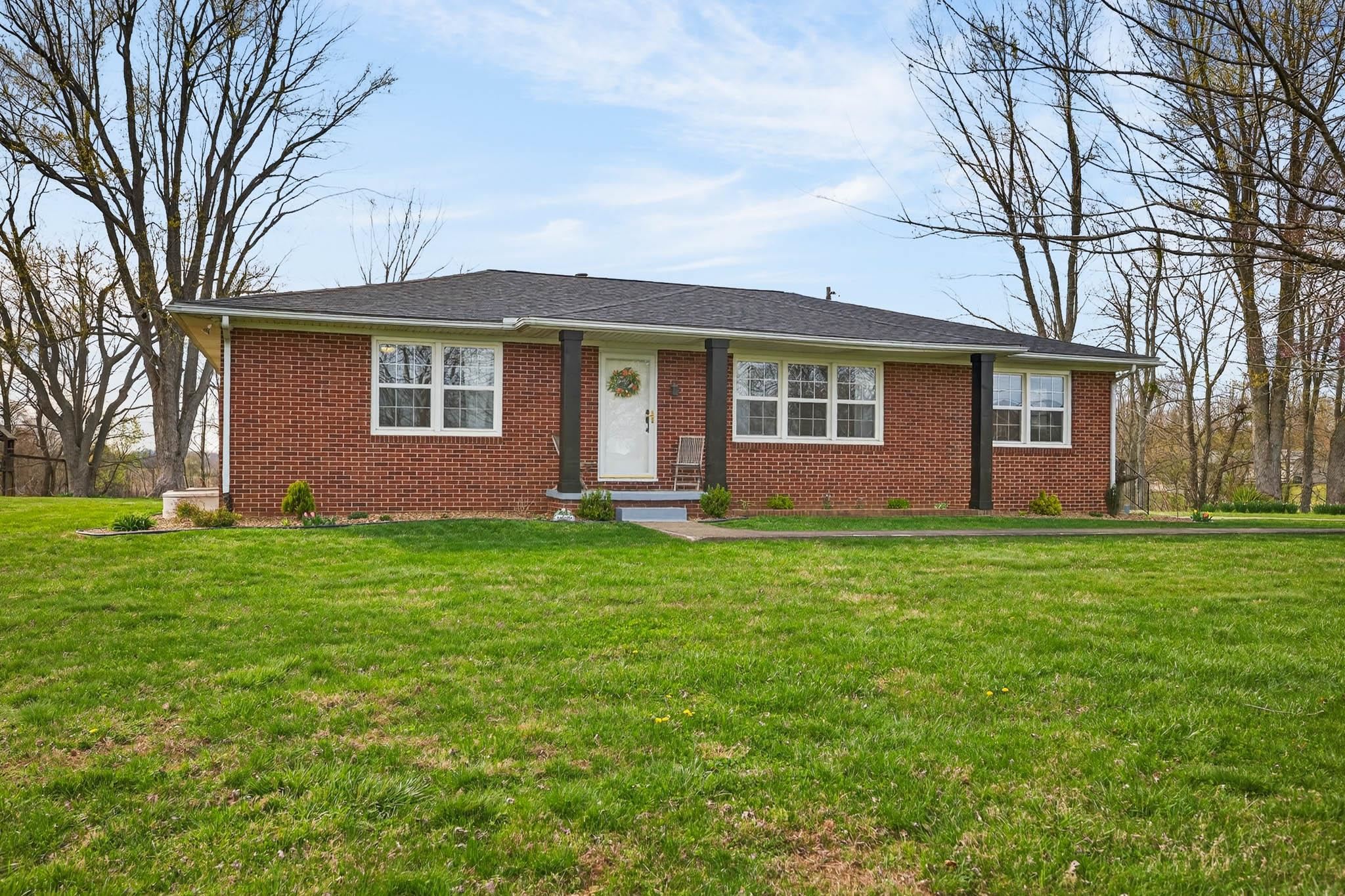 11235 Hwy 764, Whitesville, Kentucky 42378, 5 Bedrooms Bedrooms, ,3 BathroomsBathrooms,Single Family Residence,For Sale,Hwy 764,94438