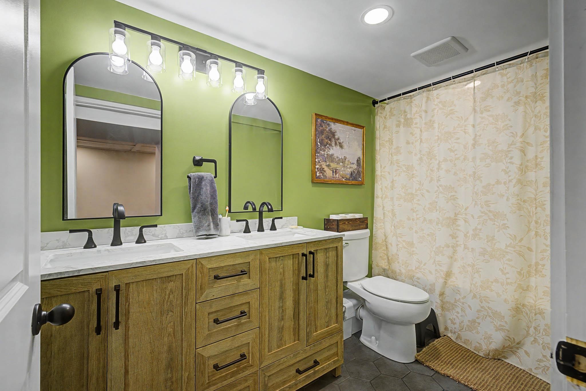 11235 Hwy 764, Whitesville, Kentucky 42378, 5 Bedrooms Bedrooms, ,3 BathroomsBathrooms,Single Family Residence,For Sale,Hwy 764,94438