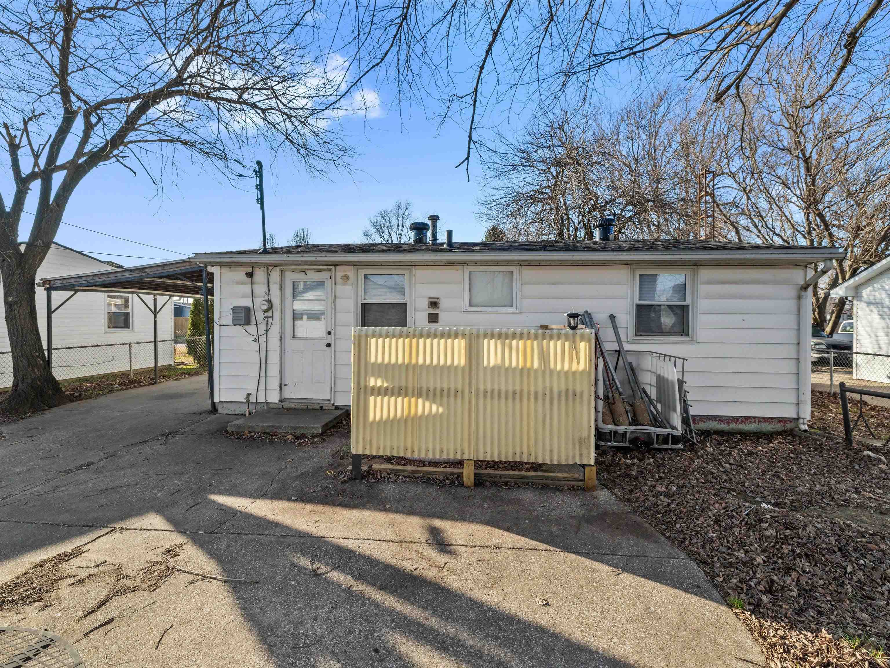 521 Jeff Pl, Owensboro, Kentucky 42301, 2 Bedrooms Bedrooms, ,1 BathroomBathrooms,Single Family Residence,For Sale,Jeff Pl,94440