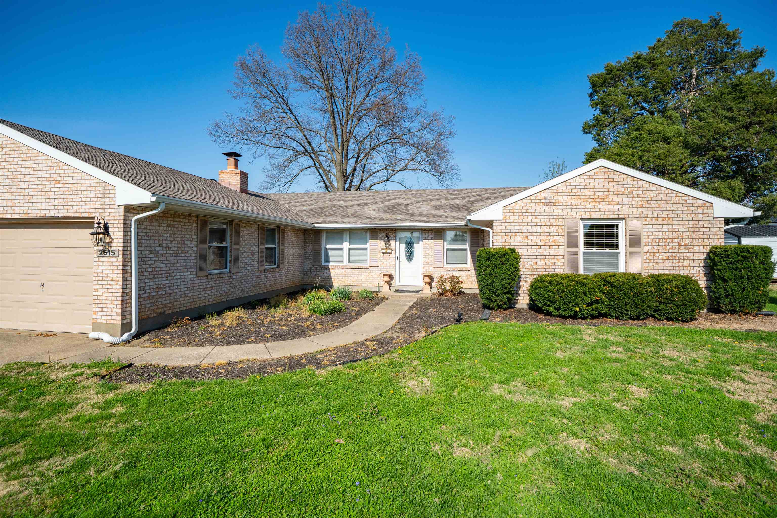 2615 Old Hartford Rd, Owensboro, Kentucky 42303, 4 Bedrooms Bedrooms, ,2 BathroomsBathrooms,Single Family Residence,For Sale,Old Hartford Rd,94446