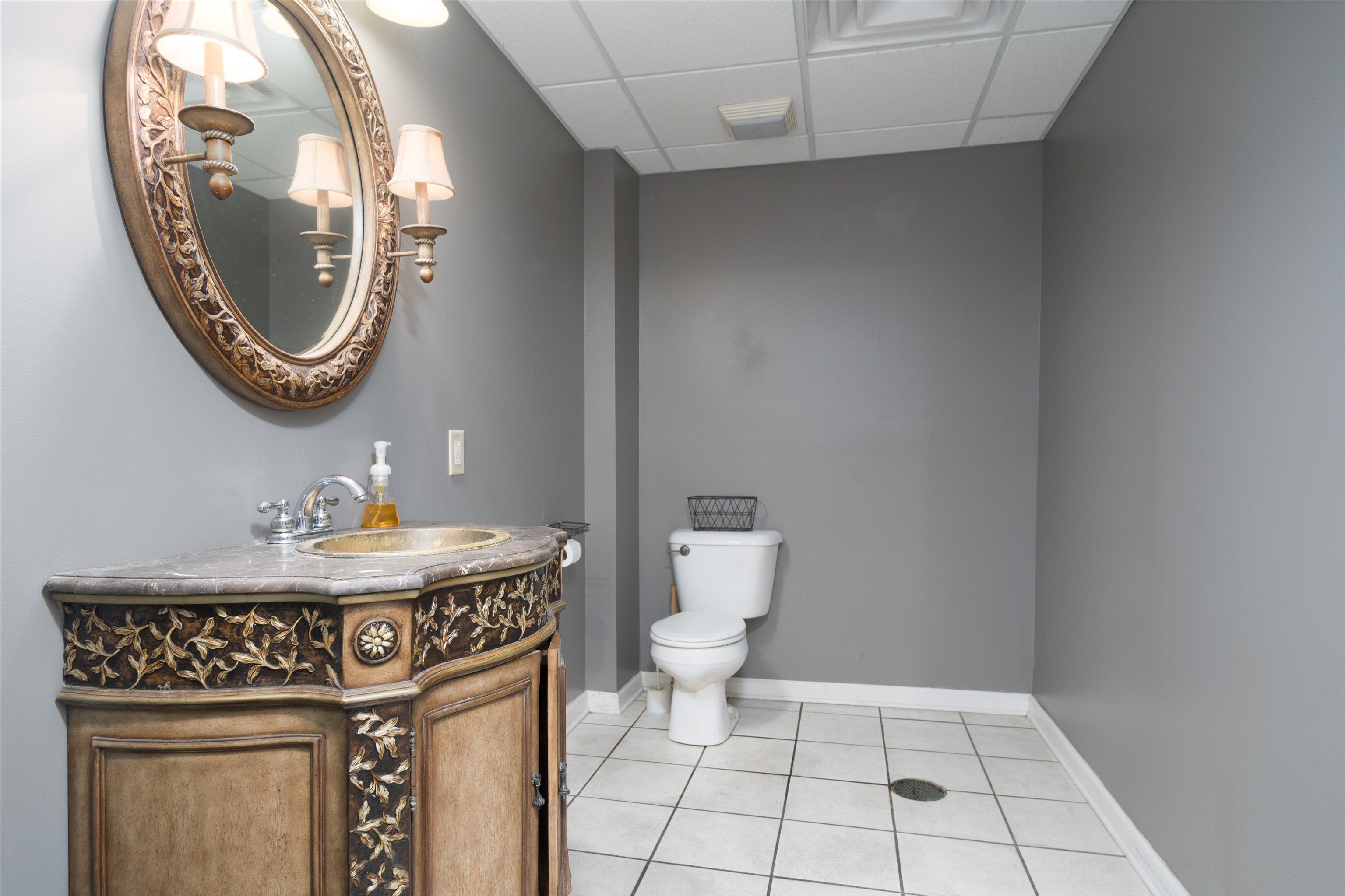 1601 Triplett Street, Owensboro, Kentucky 42303, ,Retail,For Sale,Triplett Street,94448