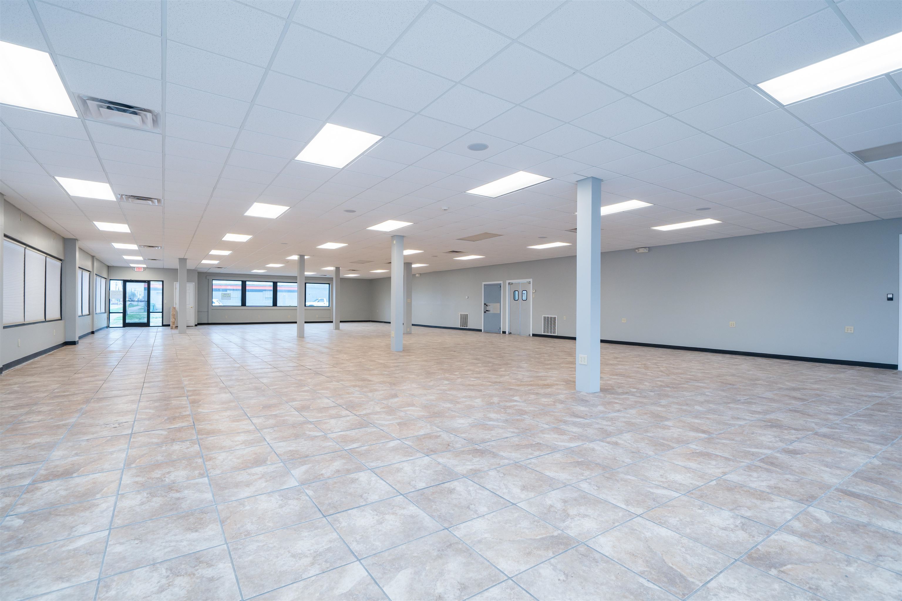 1601 Triplett Street, Owensboro, Kentucky 42303, ,Retail,For Sale,Triplett Street,94448