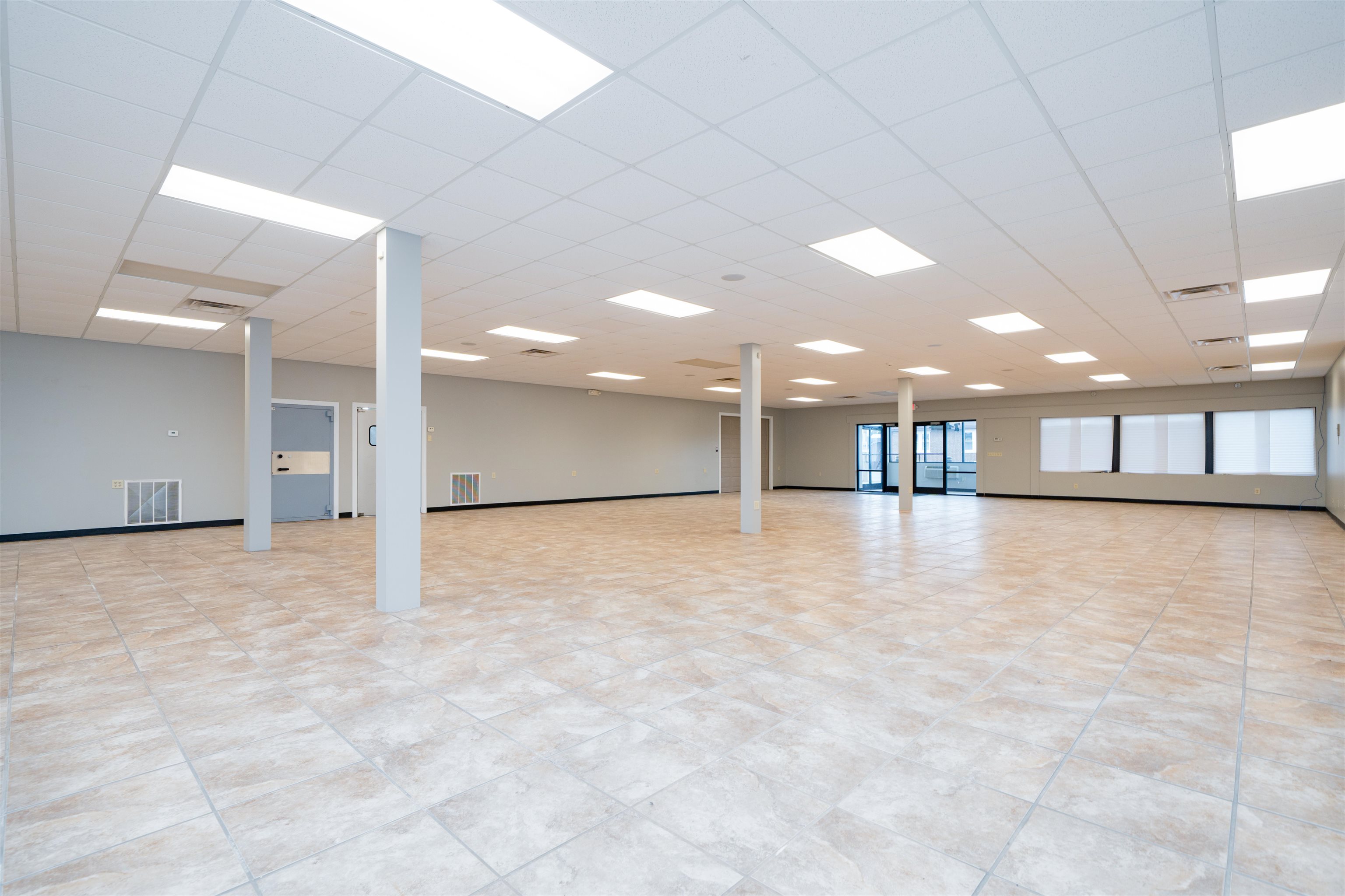 1601 Triplett Street, Owensboro, Kentucky 42303, ,Retail,For Sale,Triplett Street,94448