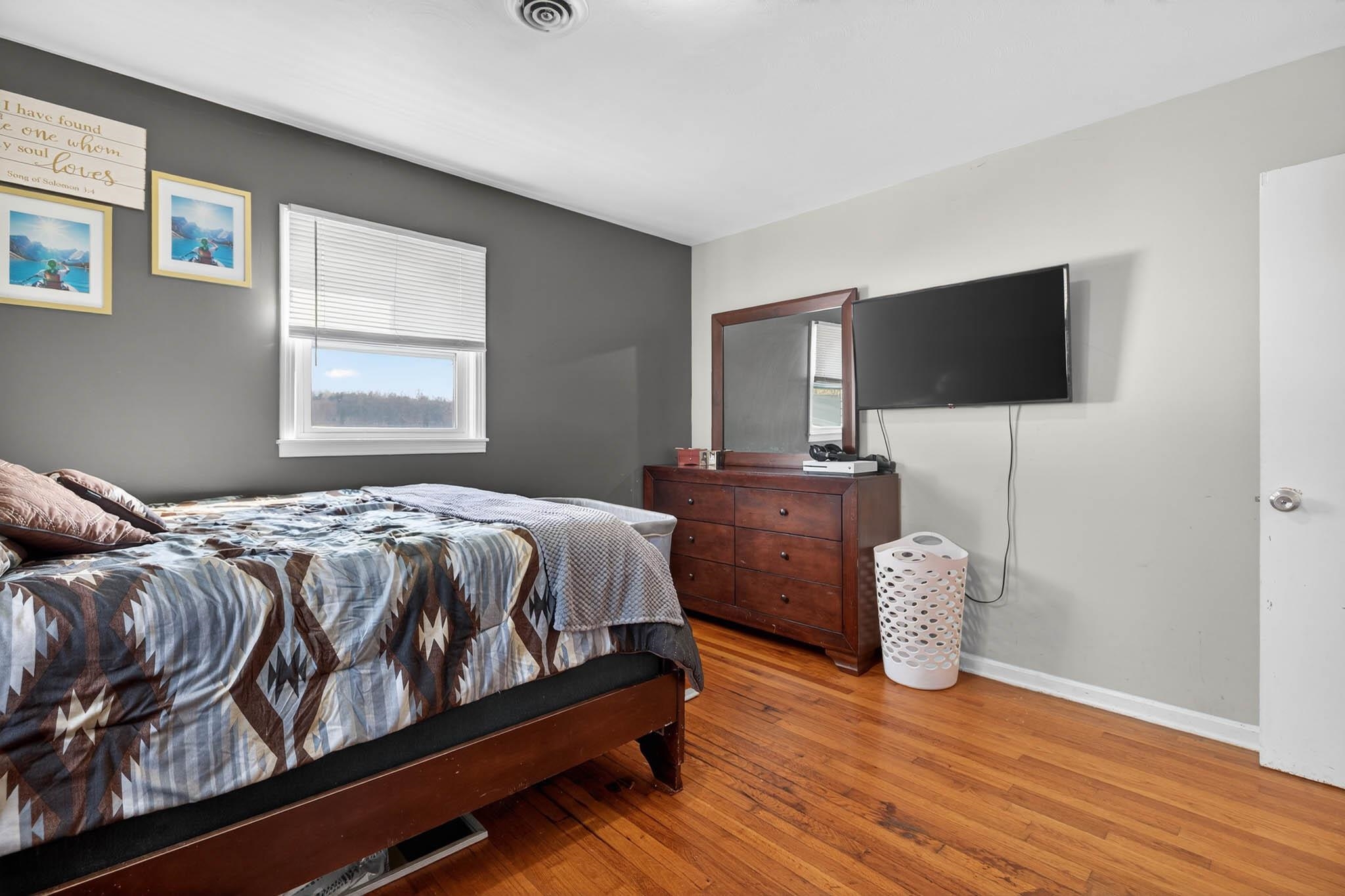 53 Hawesville Rd, Fordsville, Kentucky 42343, 3 Bedrooms Bedrooms, ,1 BathroomBathrooms,Single Family Residence,For Sale,Hawesville Rd,94452