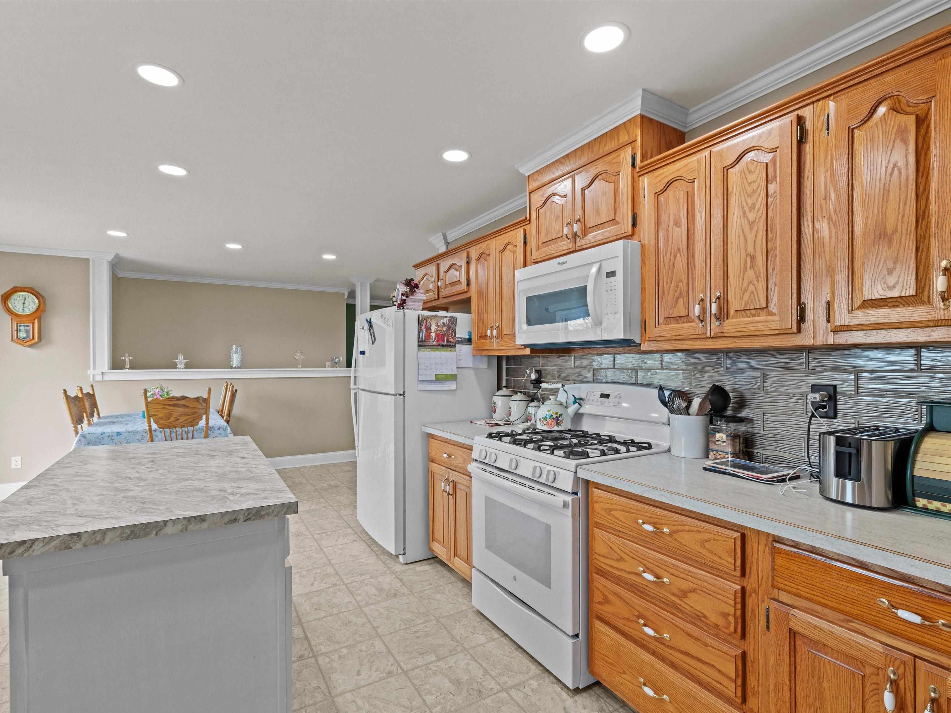 207 Askin Rd, Fordsville, Kentucky 42343, 4 Bedrooms Bedrooms, ,3 BathroomsBathrooms,Single Family Residence,For Sale,Askin Rd,94453