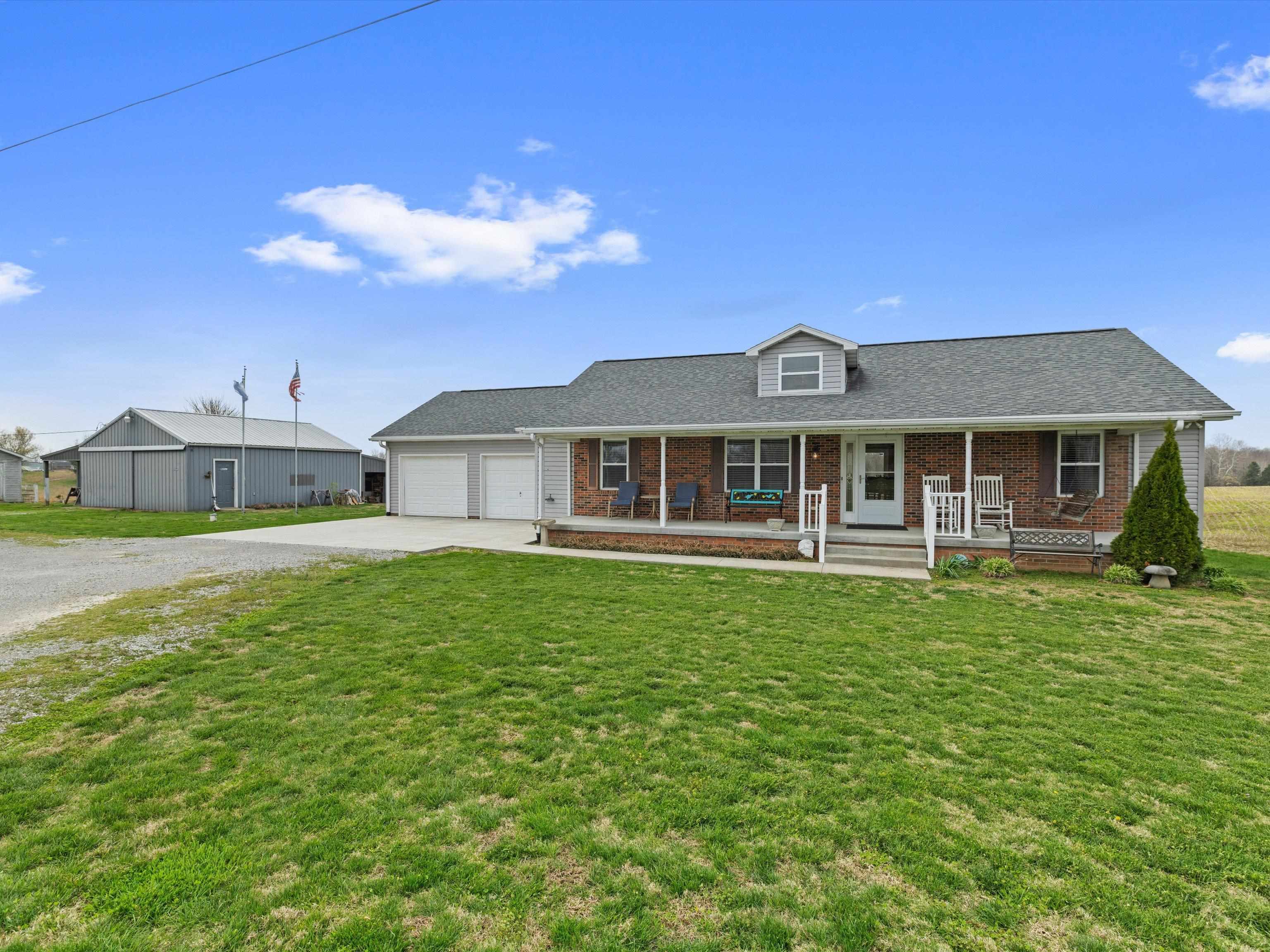 207 Askin Rd, Fordsville, Kentucky 42343, 4 Bedrooms Bedrooms, ,3 BathroomsBathrooms,Single Family Residence,For Sale,Askin Rd,94453
