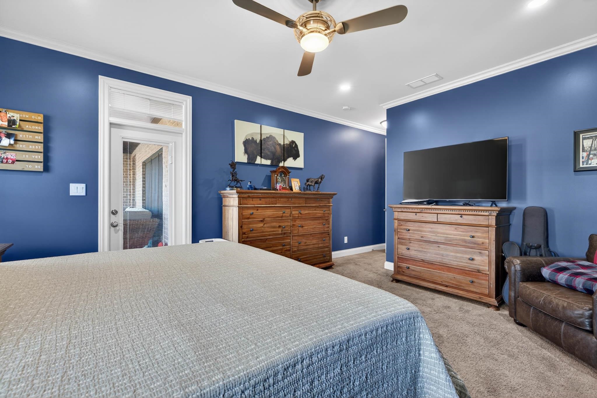 4526 Lake Forest Drive, Owensboro, Kentucky 42303, 5 Bedrooms Bedrooms, ,3 BathroomsBathrooms,Single Family Residence,For Sale,Lake Forest Drive,94454