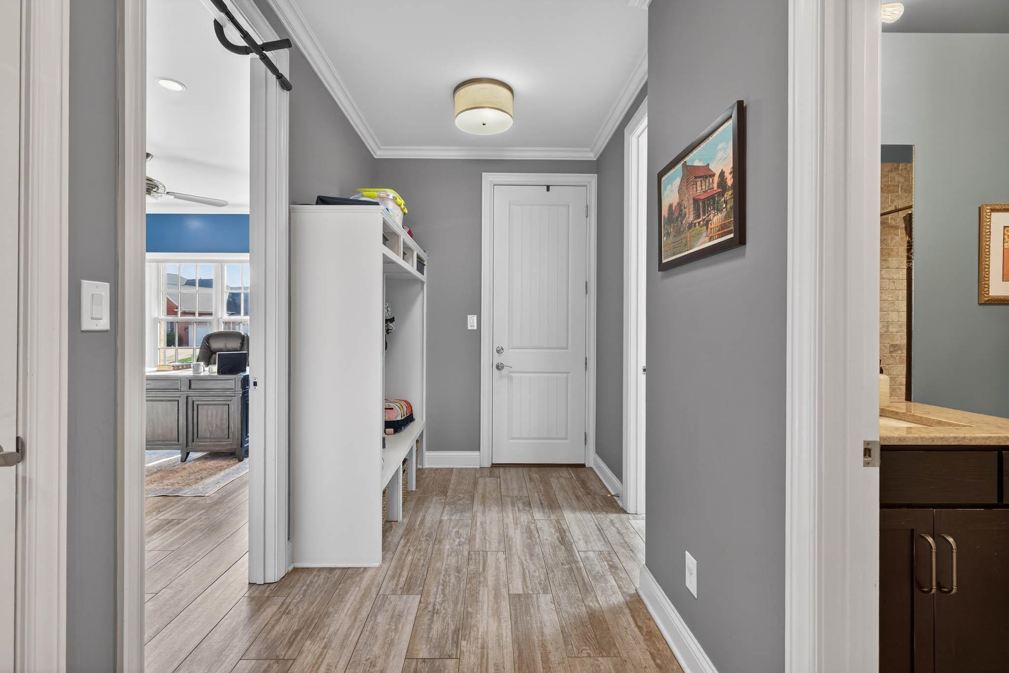 4526 Lake Forest Drive, Owensboro, Kentucky 42303, 5 Bedrooms Bedrooms, ,3 BathroomsBathrooms,Single Family Residence,For Sale,Lake Forest Drive,94454