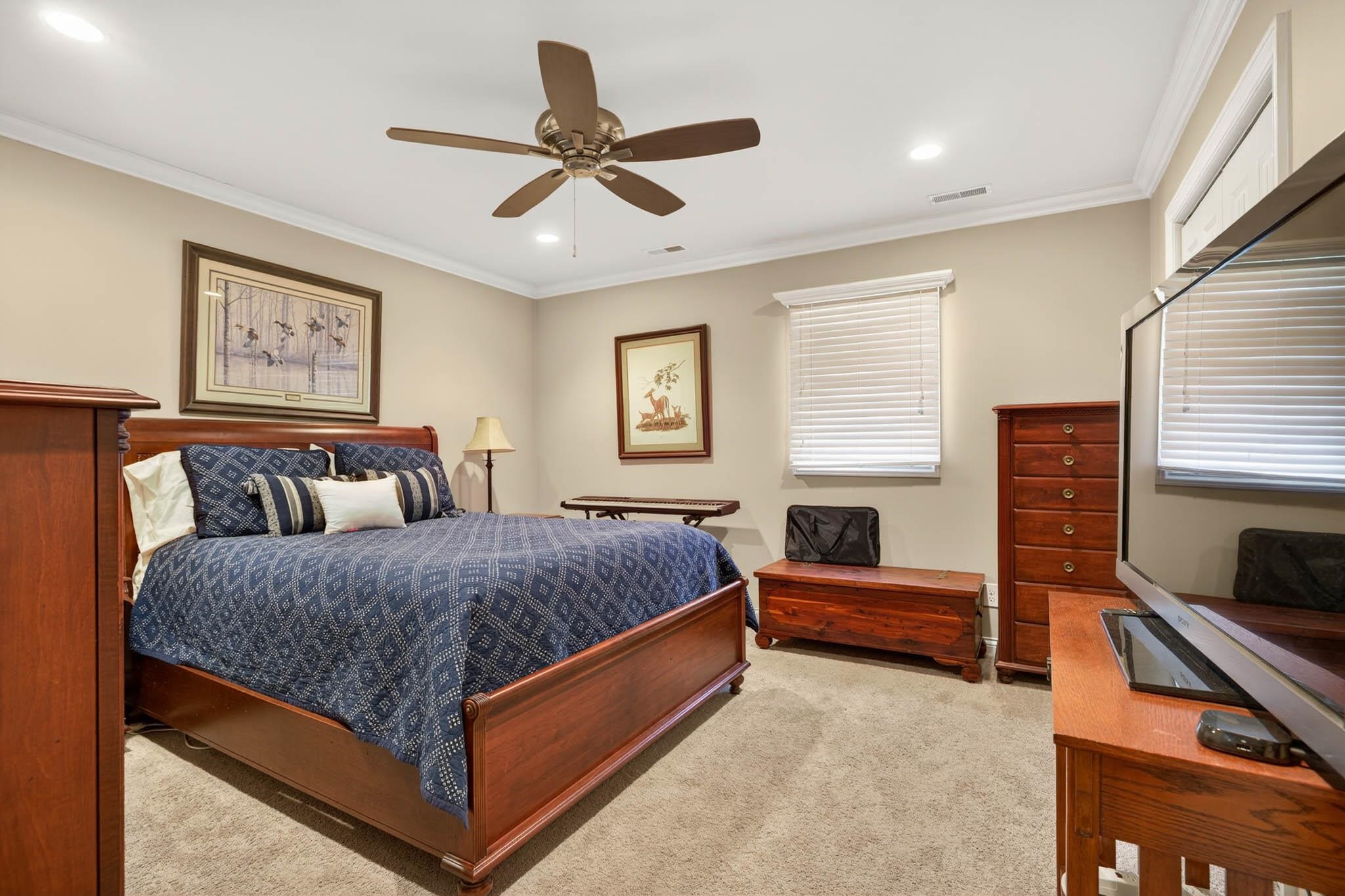 4526 Lake Forest Drive, Owensboro, Kentucky 42303, 5 Bedrooms Bedrooms, ,3 BathroomsBathrooms,Single Family Residence,For Sale,Lake Forest Drive,94454