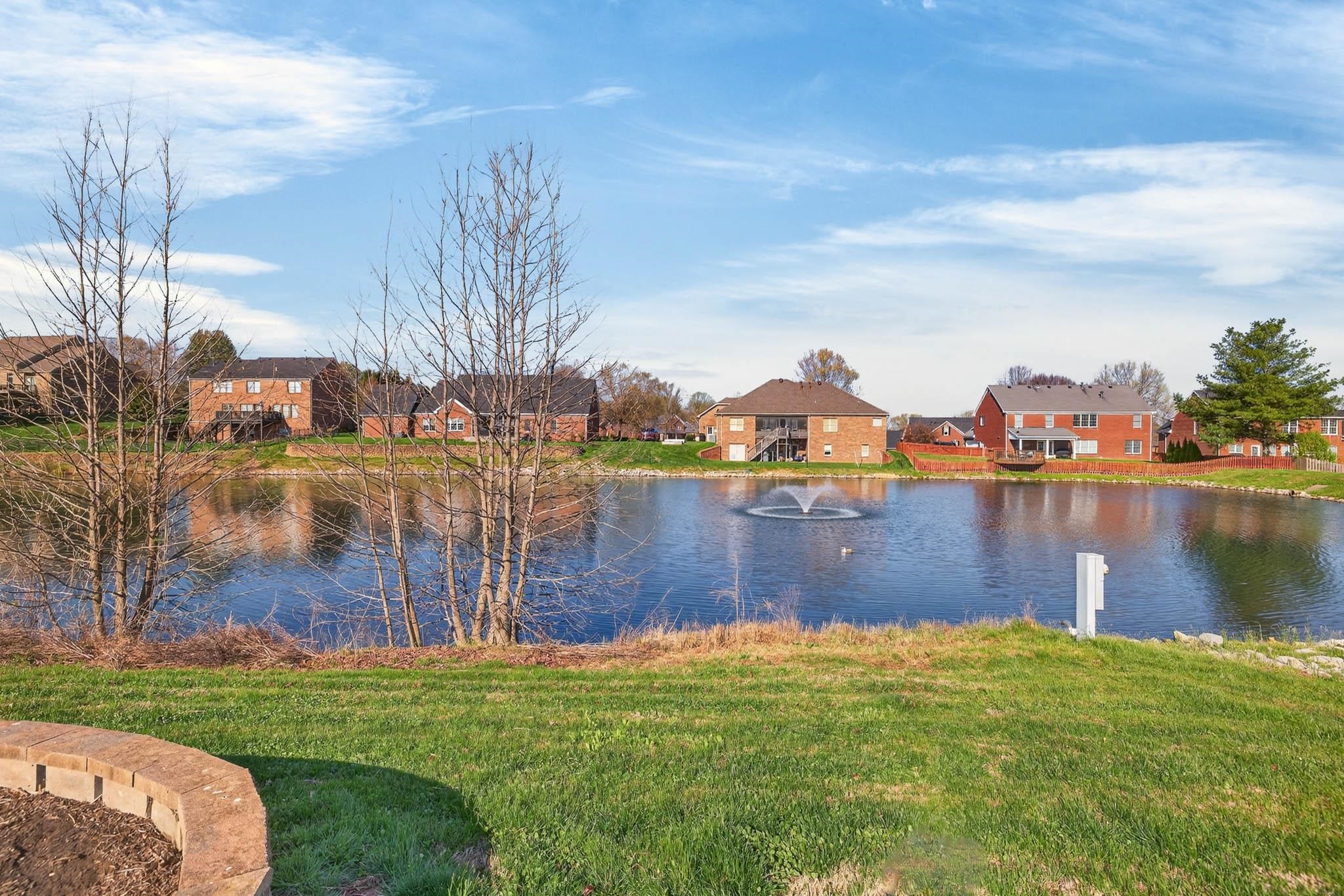 4526 Lake Forest Drive, Owensboro, Kentucky 42303, 5 Bedrooms Bedrooms, ,3 BathroomsBathrooms,Single Family Residence,For Sale,Lake Forest Drive,94454