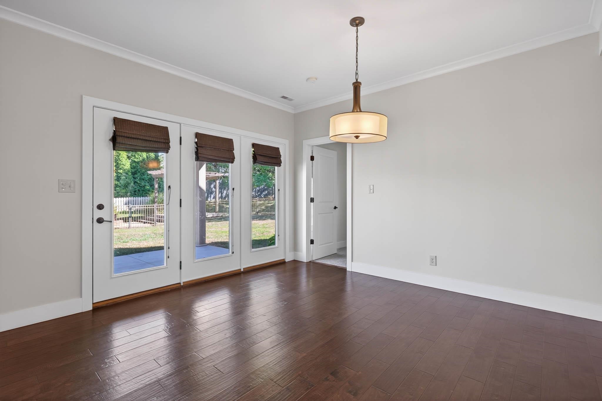 4547 Lake Forest Drive, Owensboro, Kentucky 42303, 4 Bedrooms Bedrooms, ,3 BathroomsBathrooms,Single Family Residence,For Sale,Lake Forest Drive,94455