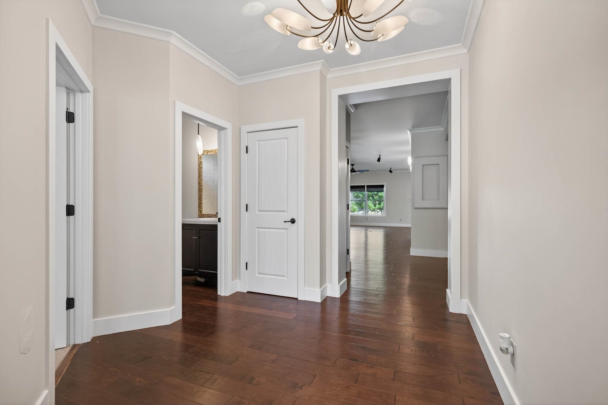 4547 Lake Forest Drive, Owensboro, Kentucky 42303, 4 Bedrooms Bedrooms, ,3 BathroomsBathrooms,Single Family Residence,For Sale,Lake Forest Drive,94455