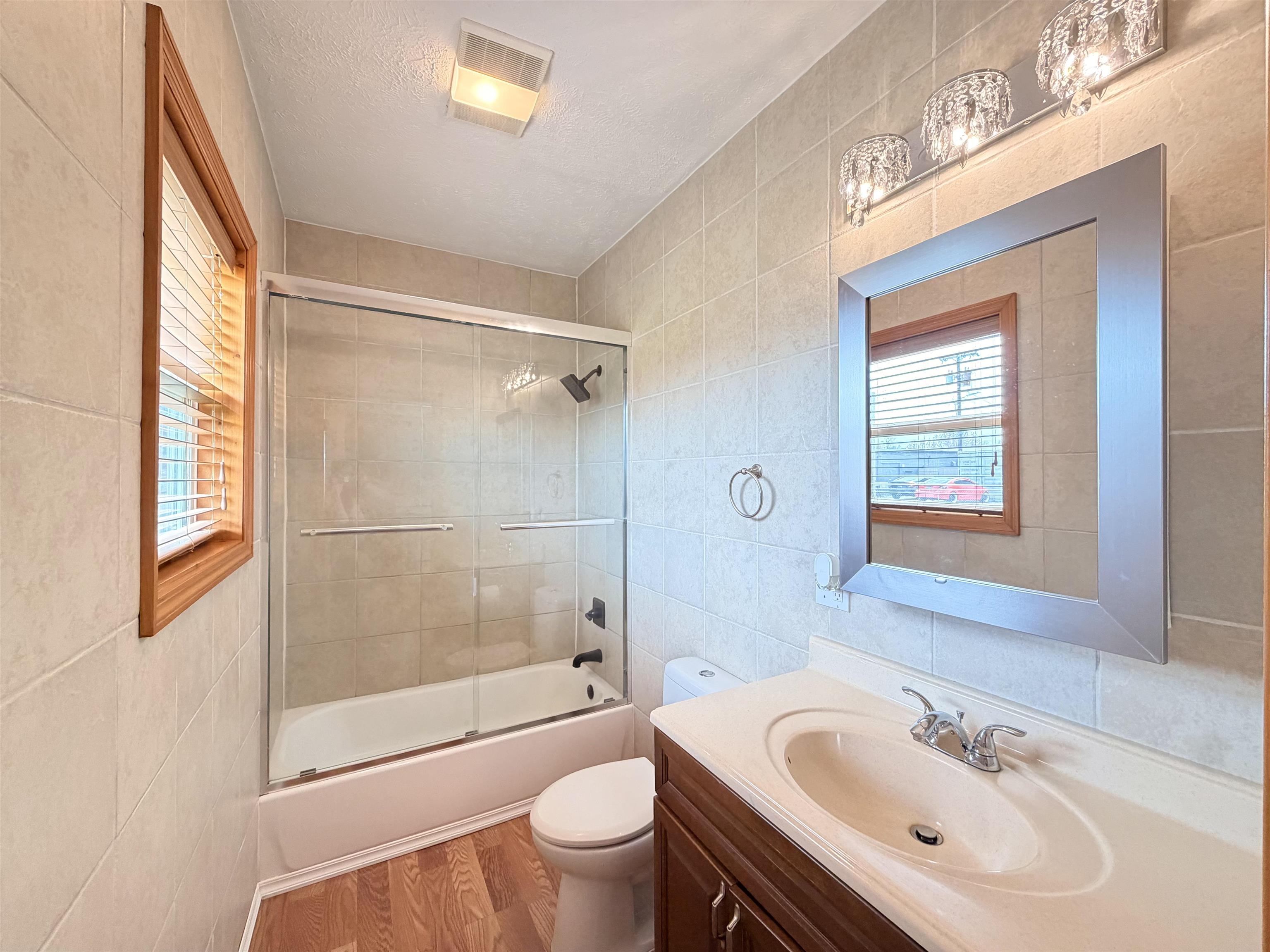 1842 Calhoun Street, Owensboro, Kentucky 42301, 3 Bedrooms Bedrooms, ,2 BathroomsBathrooms,Single Family Residence,For Sale,Calhoun Street,94456