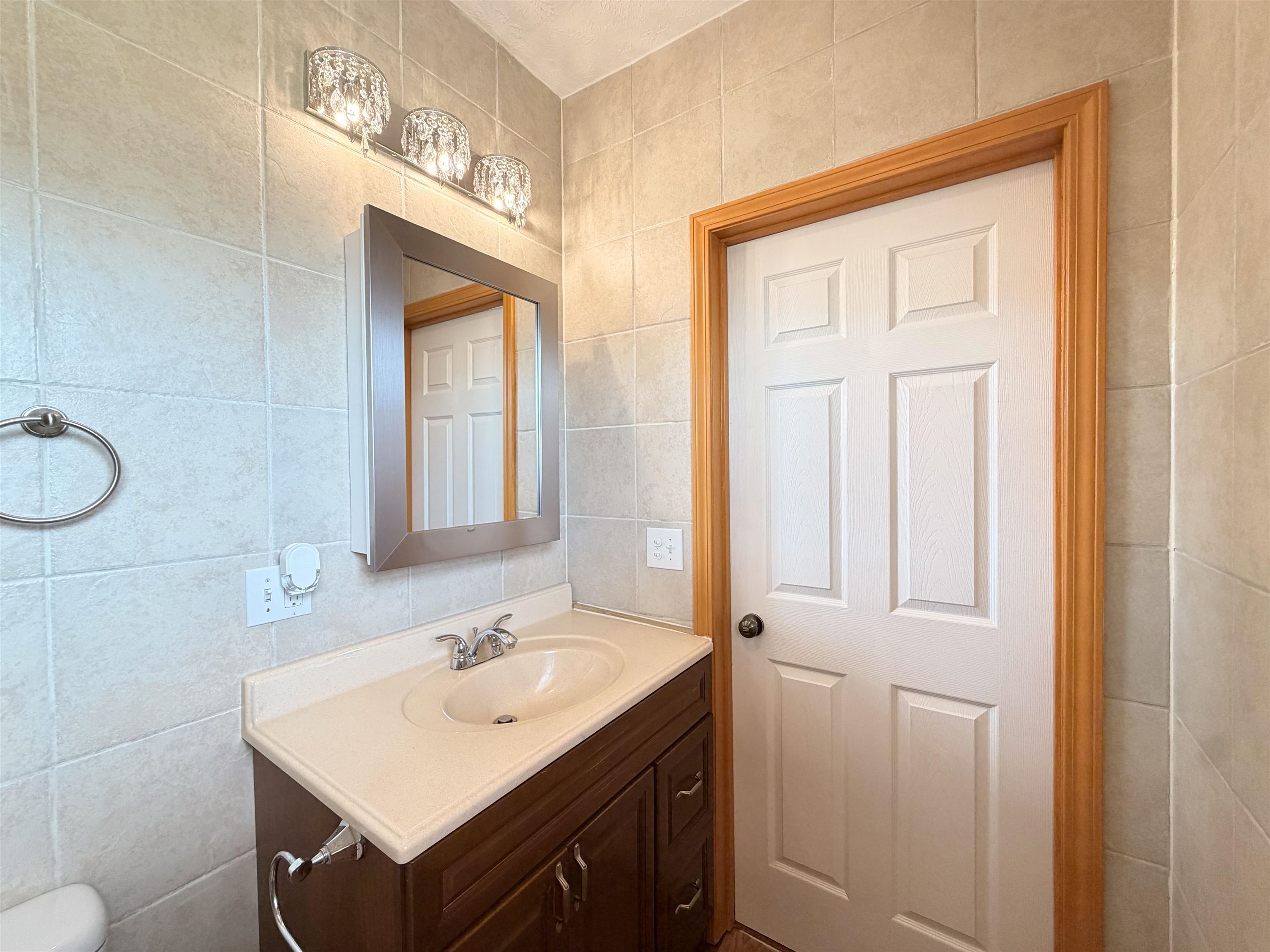 1842 Calhoun Street, Owensboro, Kentucky 42301, 3 Bedrooms Bedrooms, ,2 BathroomsBathrooms,Single Family Residence,For Sale,Calhoun Street,94456