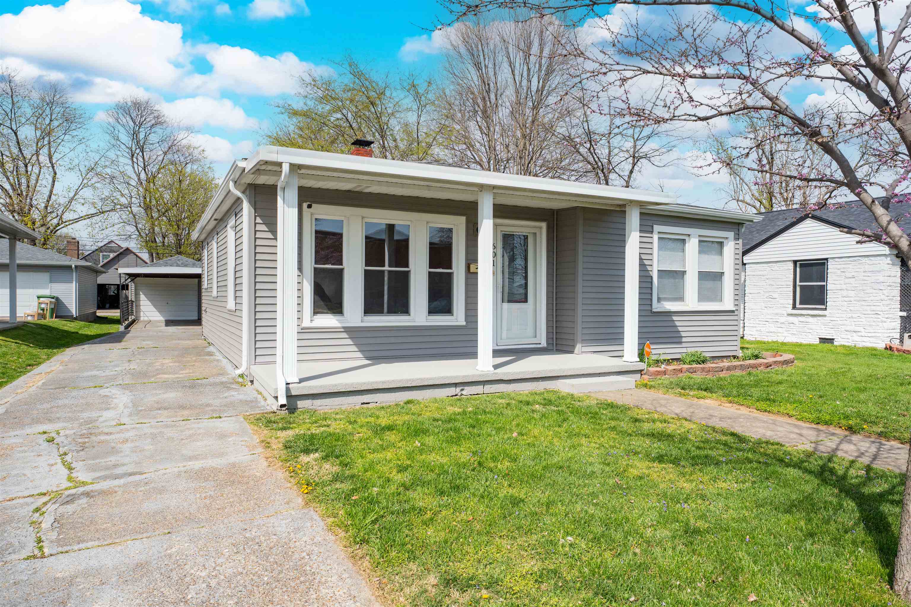 601 22nd Street, Owensboro, Kentucky 42303, 2 Bedrooms Bedrooms, ,1 BathroomBathrooms,Single Family Residence,For Sale,22nd Street,94459