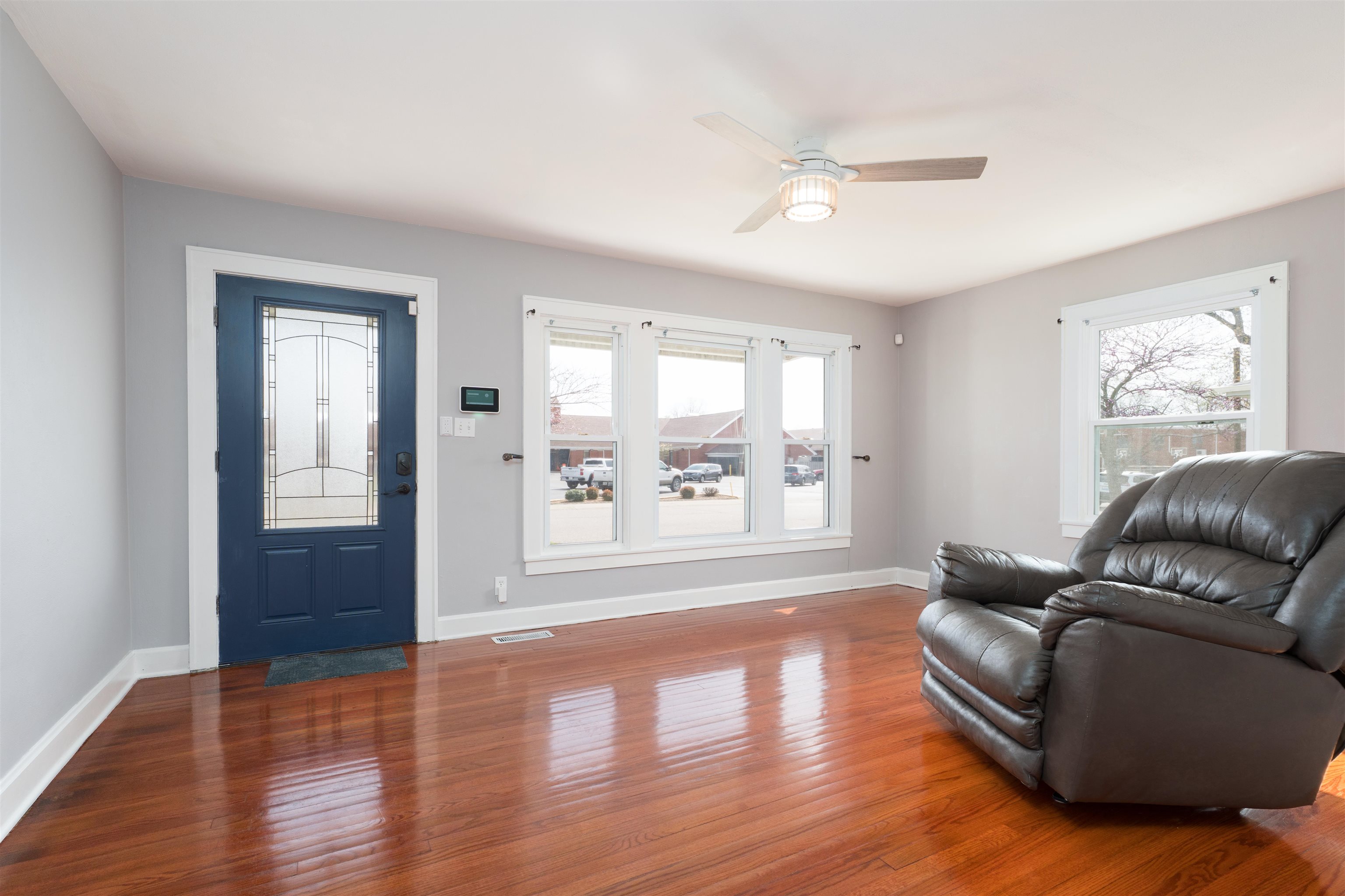 601 22nd Street, Owensboro, Kentucky 42303, 2 Bedrooms Bedrooms, ,1 BathroomBathrooms,Single Family Residence,For Sale,22nd Street,94459