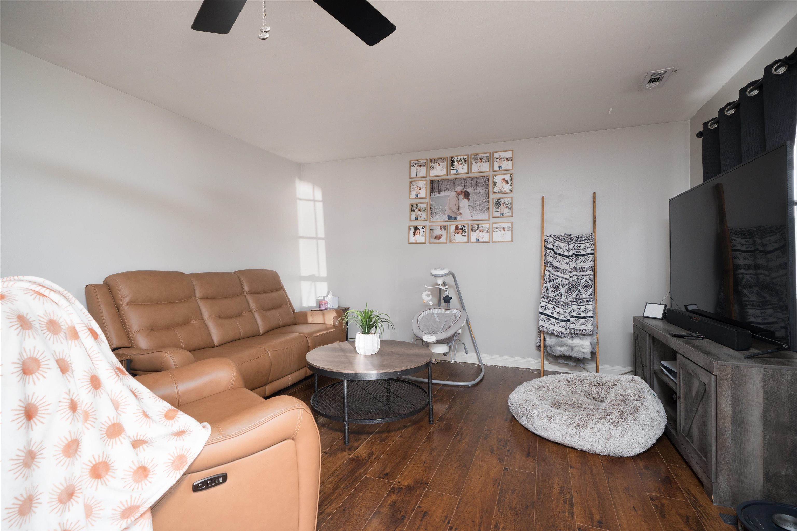 2914 Ridgewood St, Owensboro, Kentucky 42301, 4 Bedrooms Bedrooms, ,2 BathroomsBathrooms,Single Family Residence,For Sale,Ridgewood St,94460