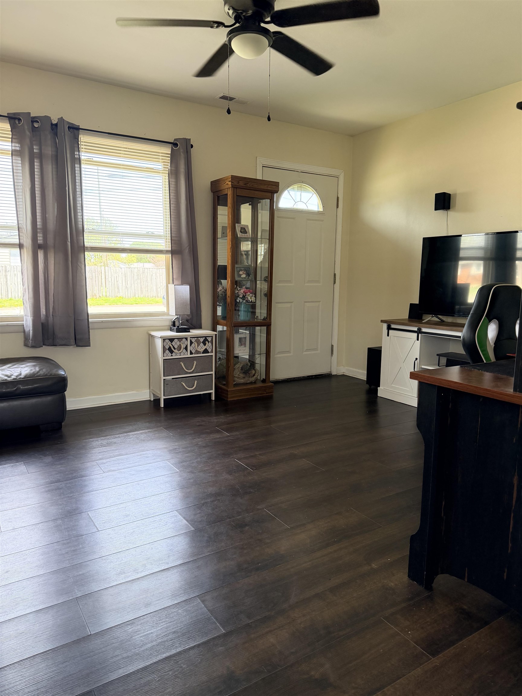 4014 Jefferson St., Owensboro, Kentucky 42303, 3 Bedrooms Bedrooms, ,1 BathroomBathrooms,Single Family Residence,For Sale,Jefferson St.,94461