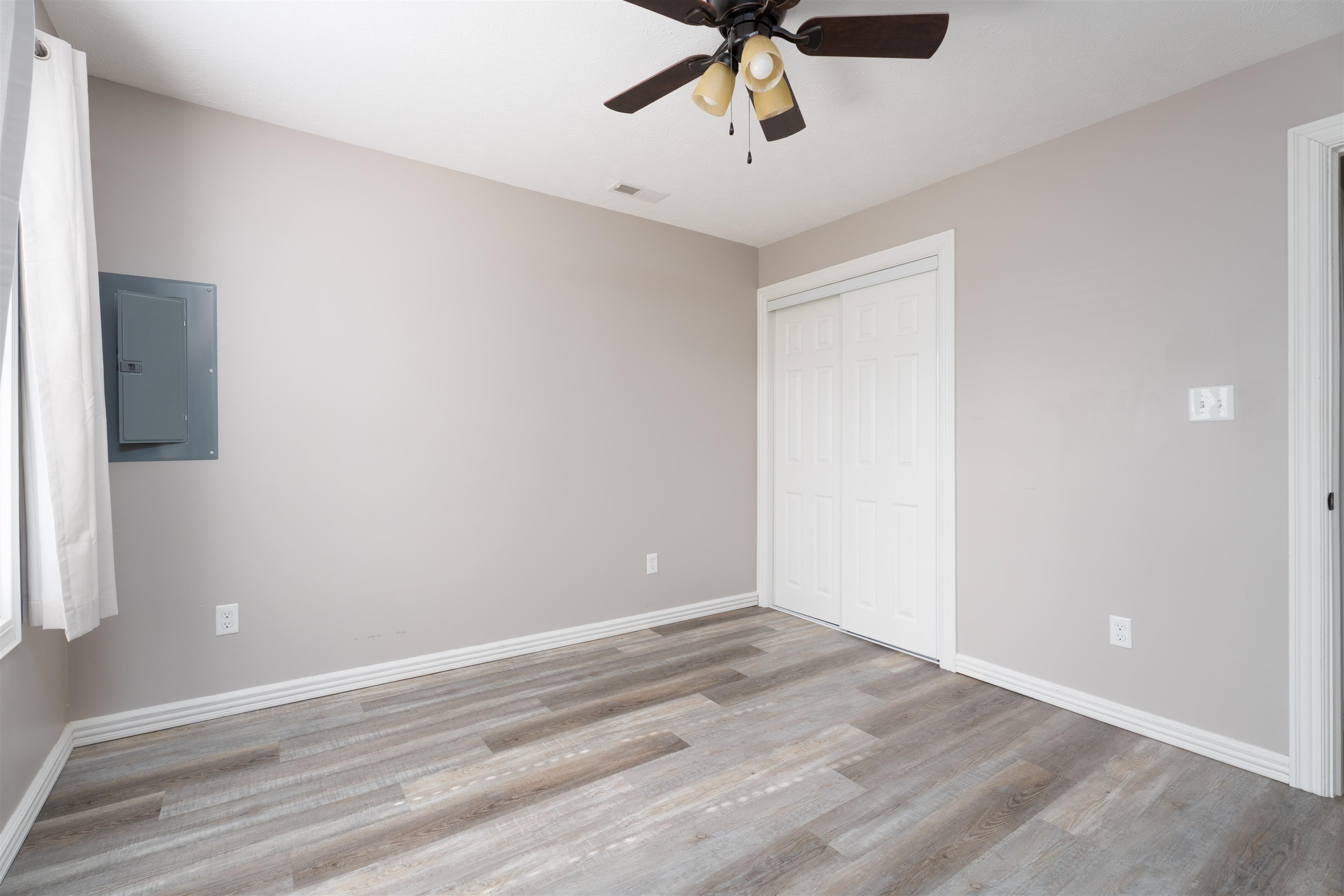 529 Maple Heights Ave., Owensboro, Kentucky 42303, 2 Bedrooms Bedrooms, ,1 BathroomBathrooms,Single Family Residence,For Sale,Maple Heights Ave.,94462