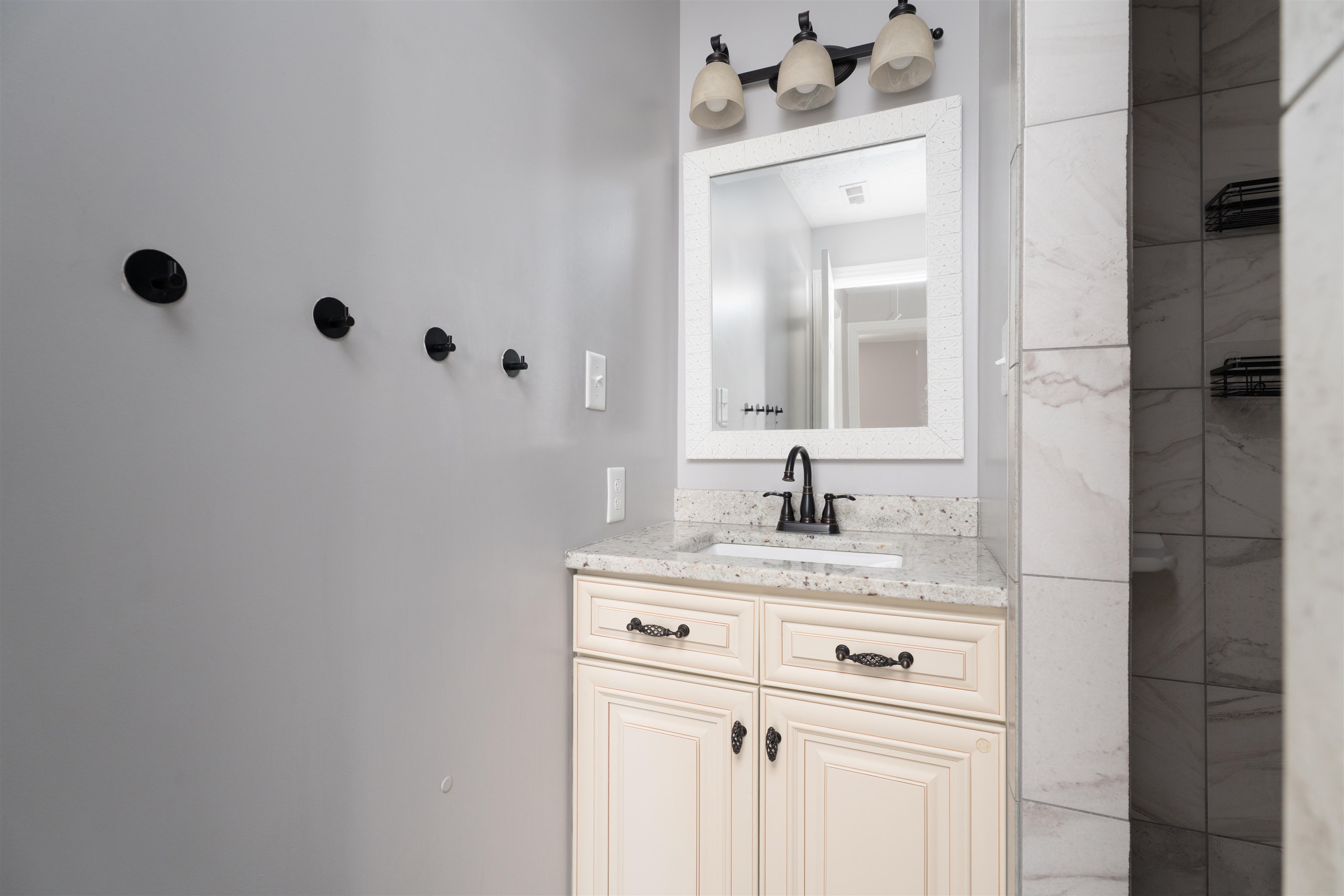 529 Maple Heights Ave., Owensboro, Kentucky 42303, 2 Bedrooms Bedrooms, ,1 BathroomBathrooms,Single Family Residence,For Sale,Maple Heights Ave.,94462