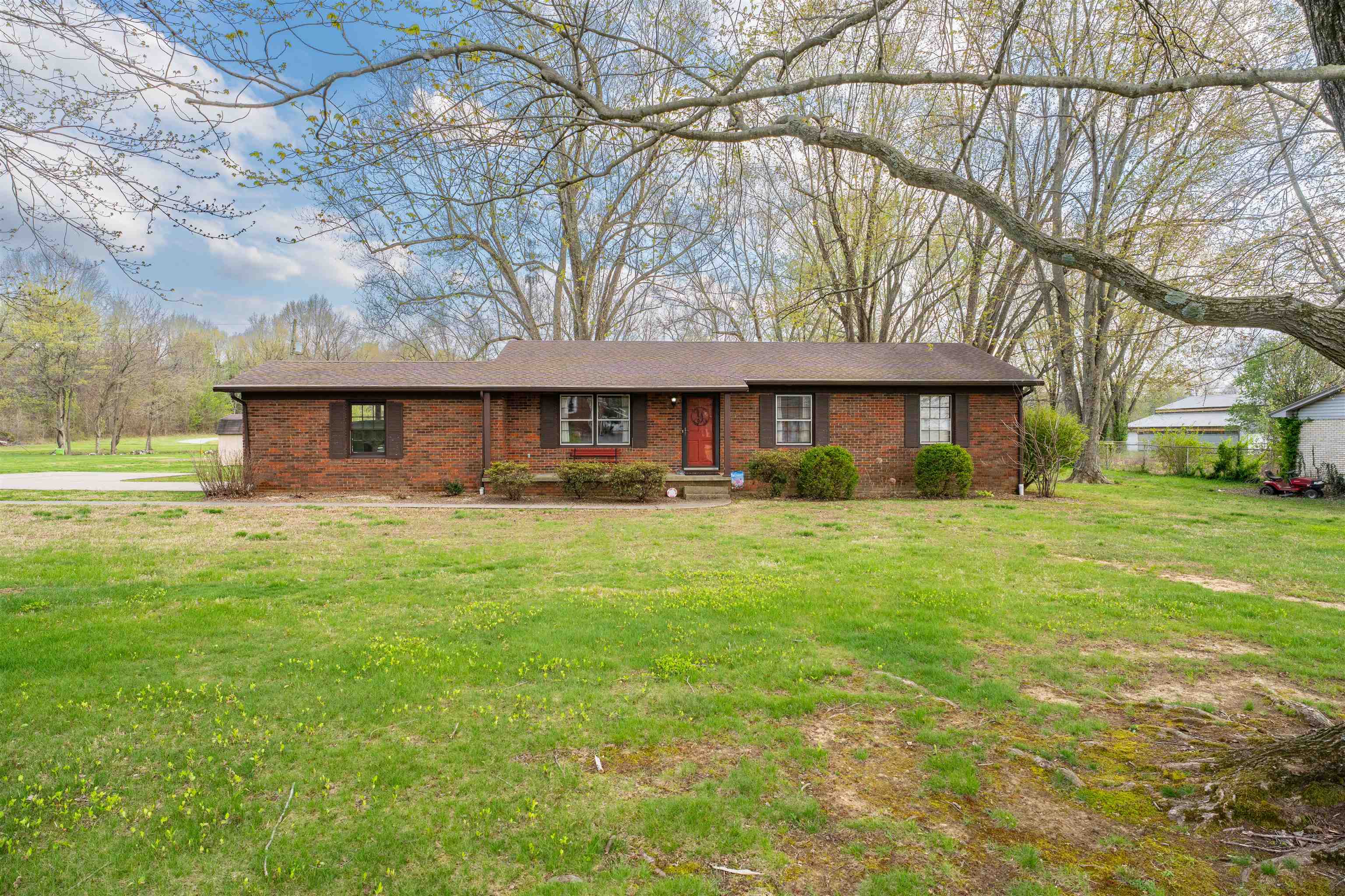 5126 Jones Rd., Owensboro, Kentucky 42301-0000, 3 Bedrooms Bedrooms, ,2 BathroomsBathrooms,Single Family Residence,For Sale,Jones Rd.,94466