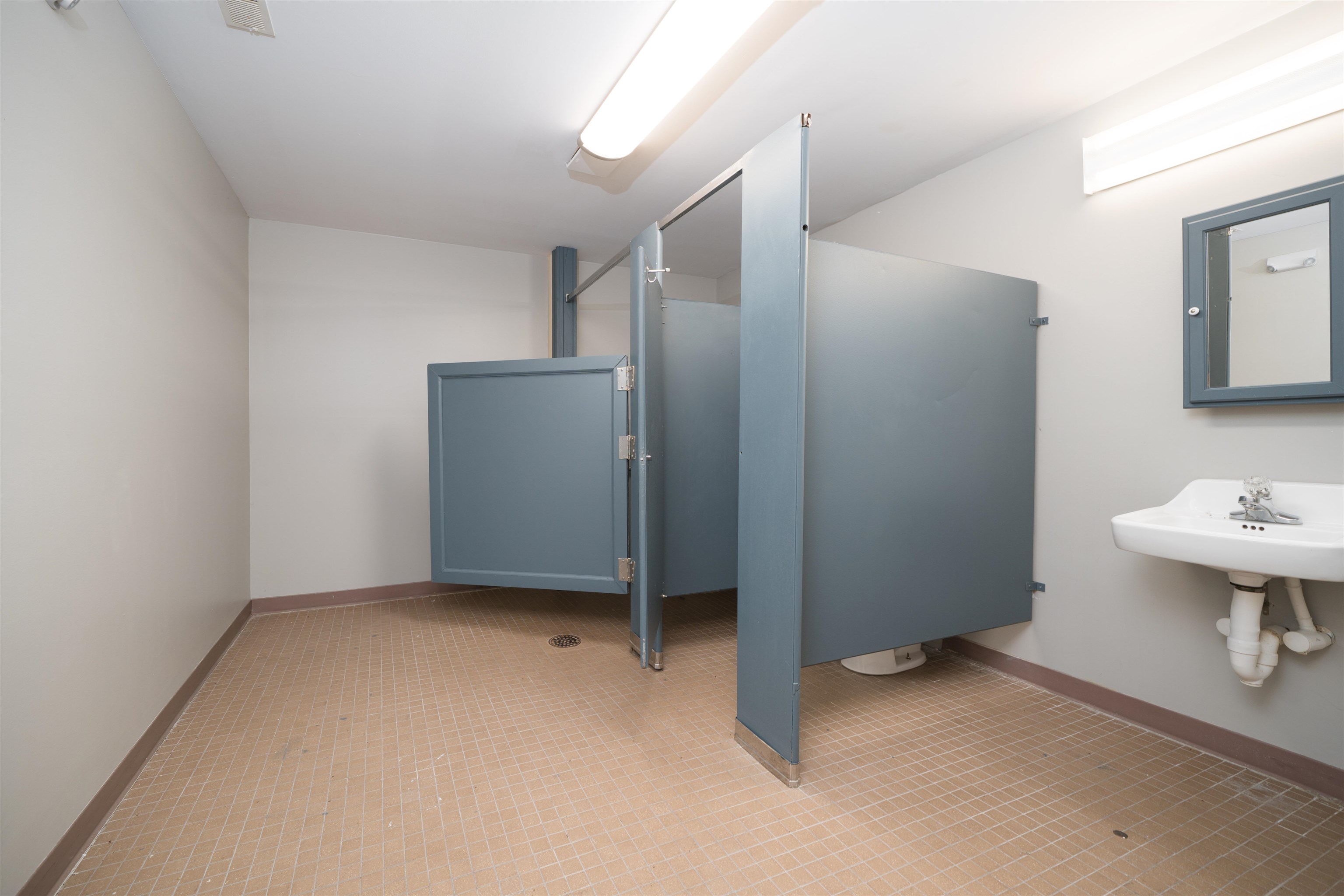 4617 Sutherland Rd., Owensboro, Kentucky 42303, ,Warehouse,For Sale,Sutherland Rd.,94471