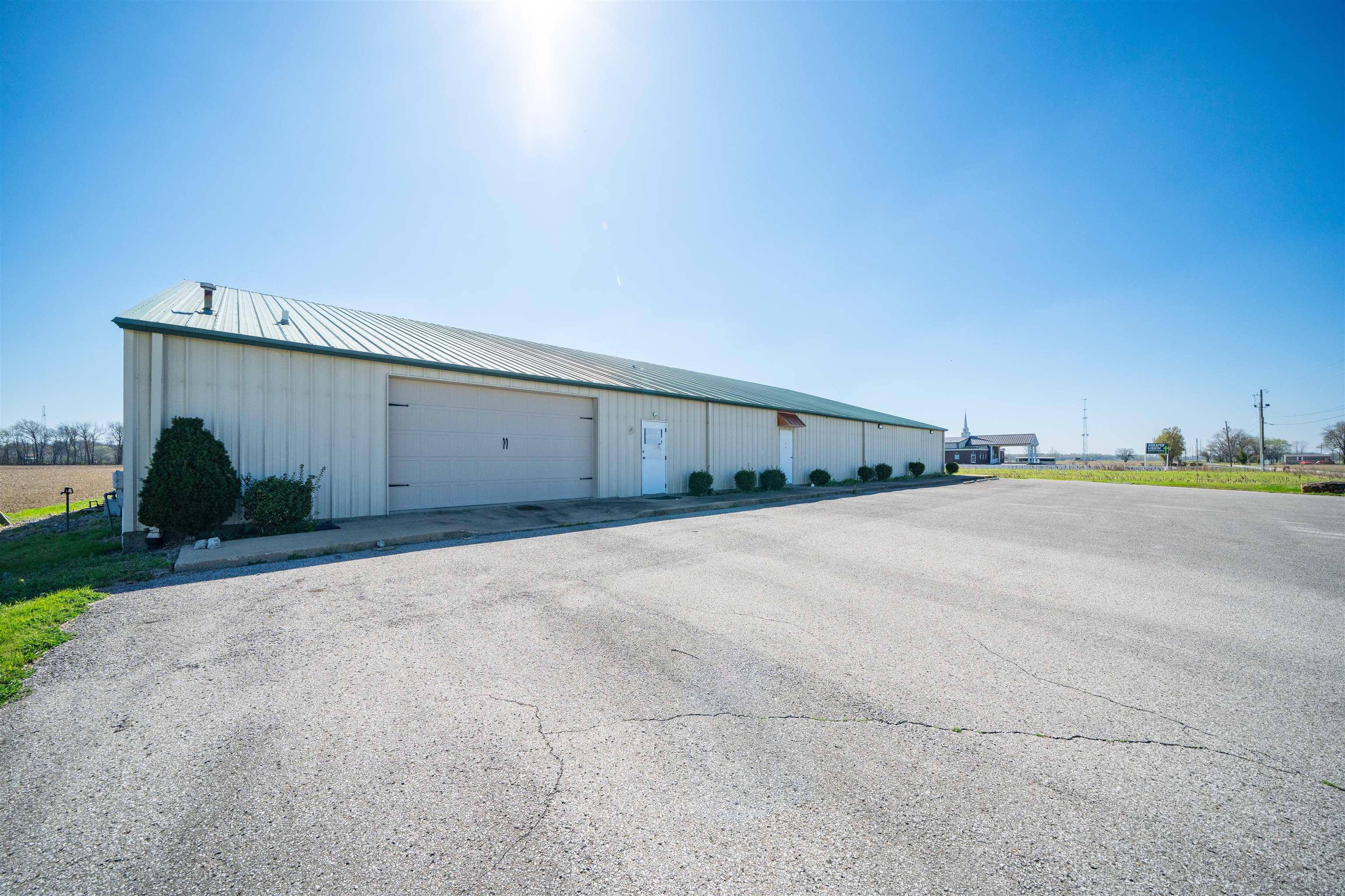 4617 Sutherland Rd., Owensboro, Kentucky 42303, ,Warehouse,For Sale,Sutherland Rd.,94471