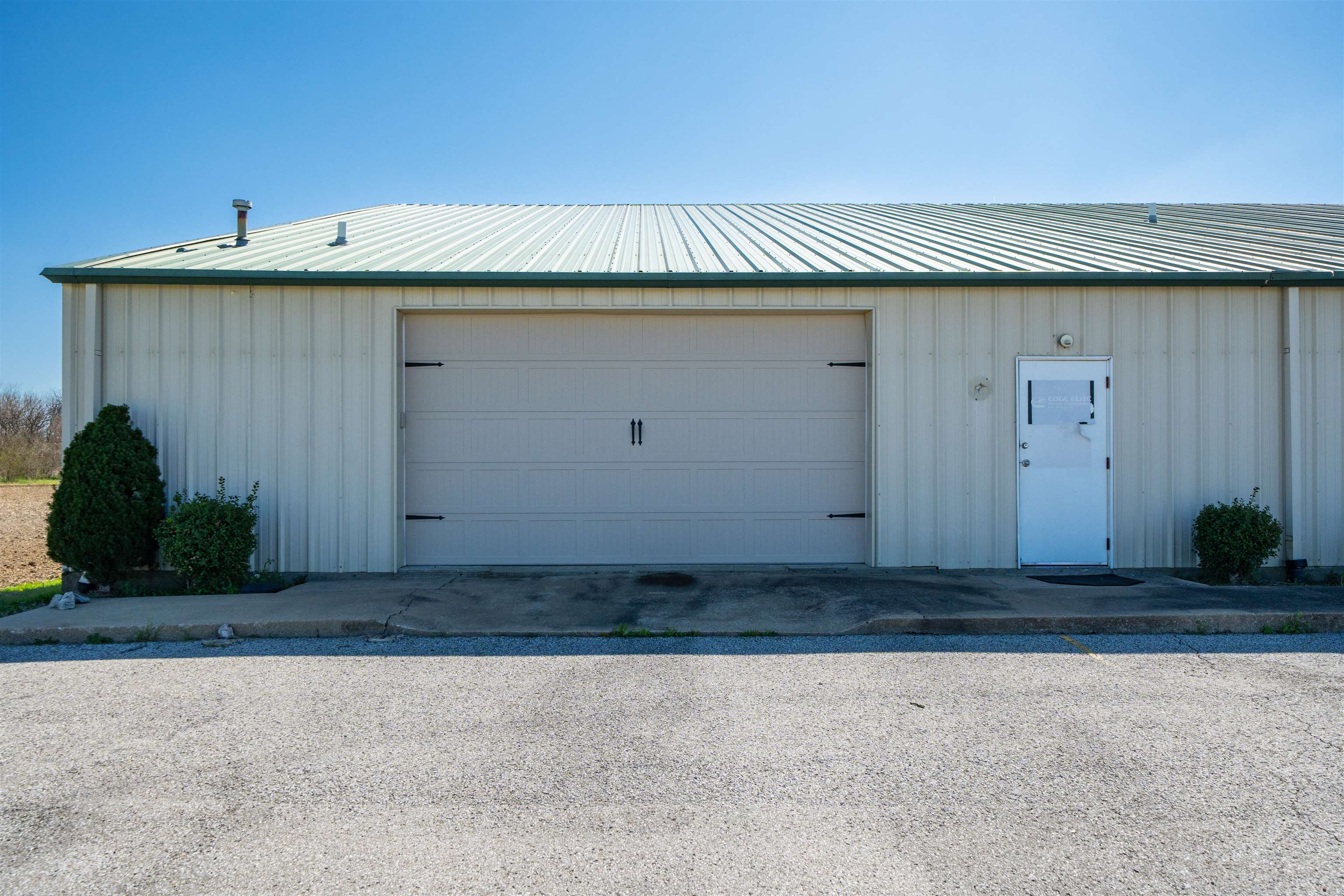 4617 Sutherland Rd., Owensboro, Kentucky 42303, ,Warehouse,For Sale,Sutherland Rd.,94471