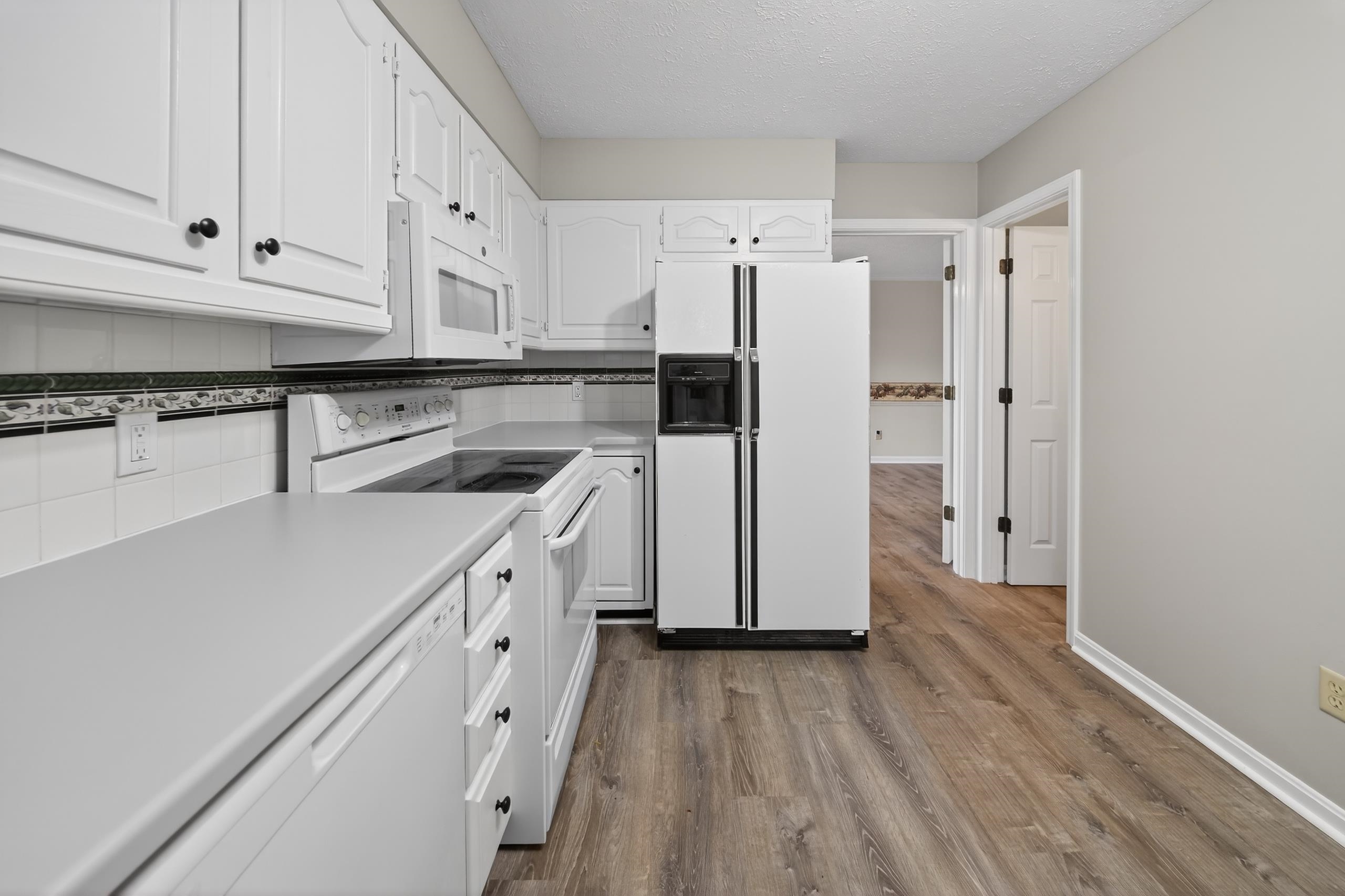 2232 Becklynn Dr, Owensboro, Kentucky 42303, 4 Bedrooms Bedrooms, ,2 BathroomsBathrooms,Single Family Residence,For Sale,Becklynn Dr,94474