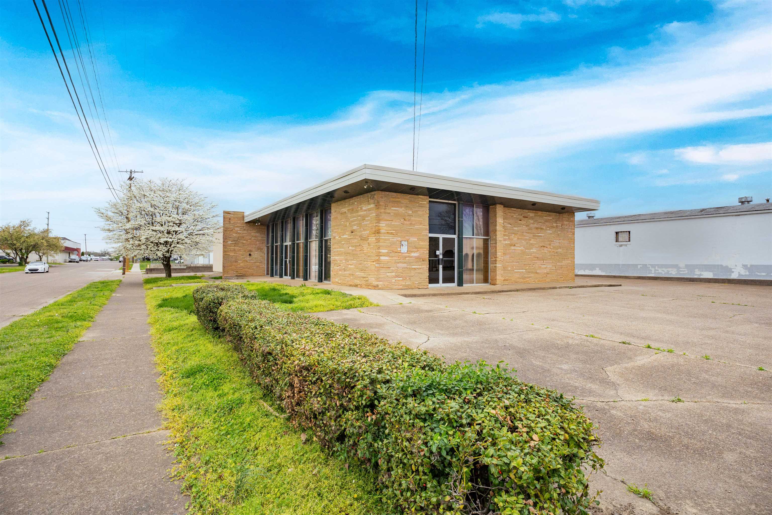 435 E 14th Street, Owensboro, Kentucky 42303, ,Industrial,For Sale,E 14th Street,94475