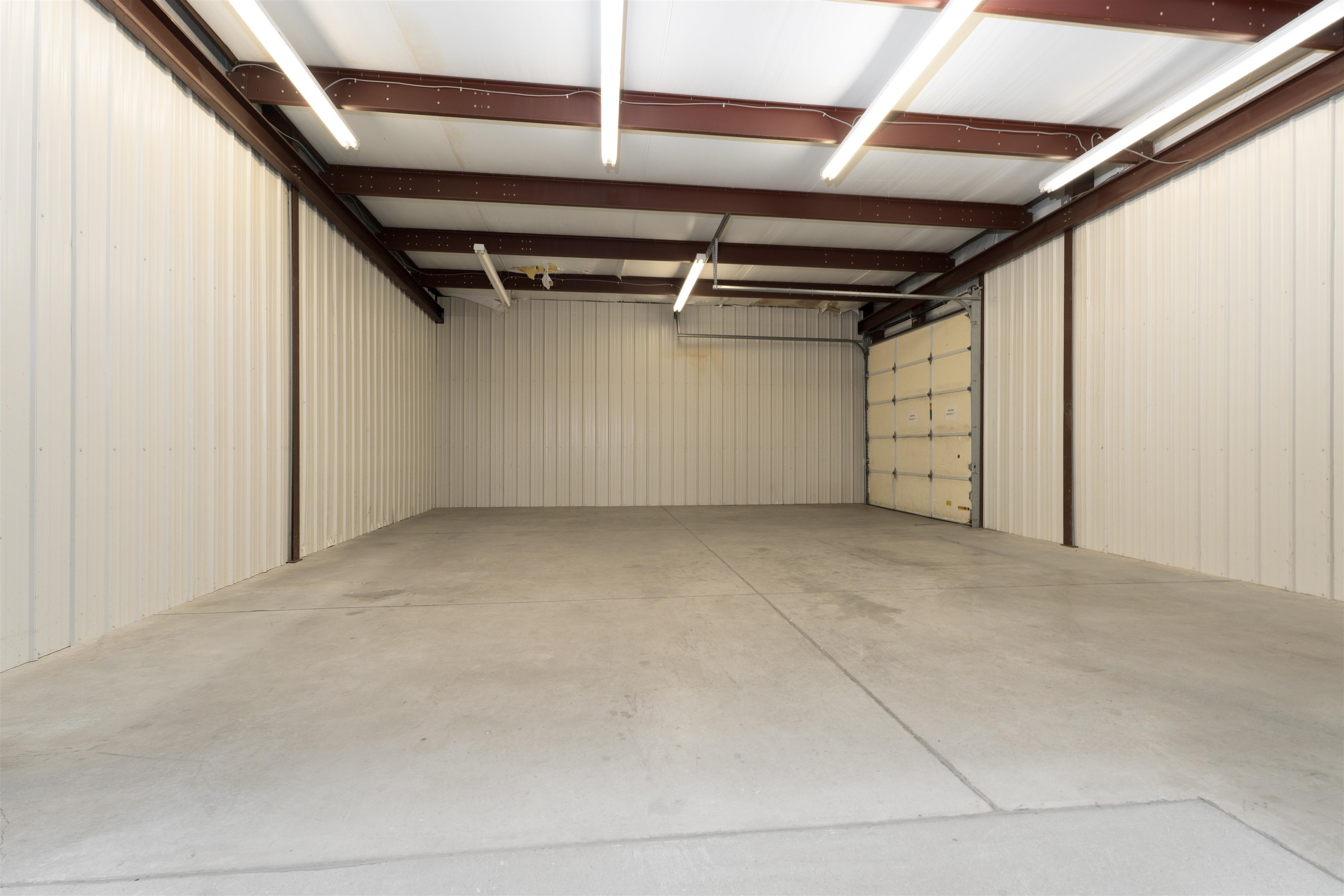 435 E 14th Street, Owensboro, Kentucky 42303, ,Industrial,For Sale,E 14th Street,94475