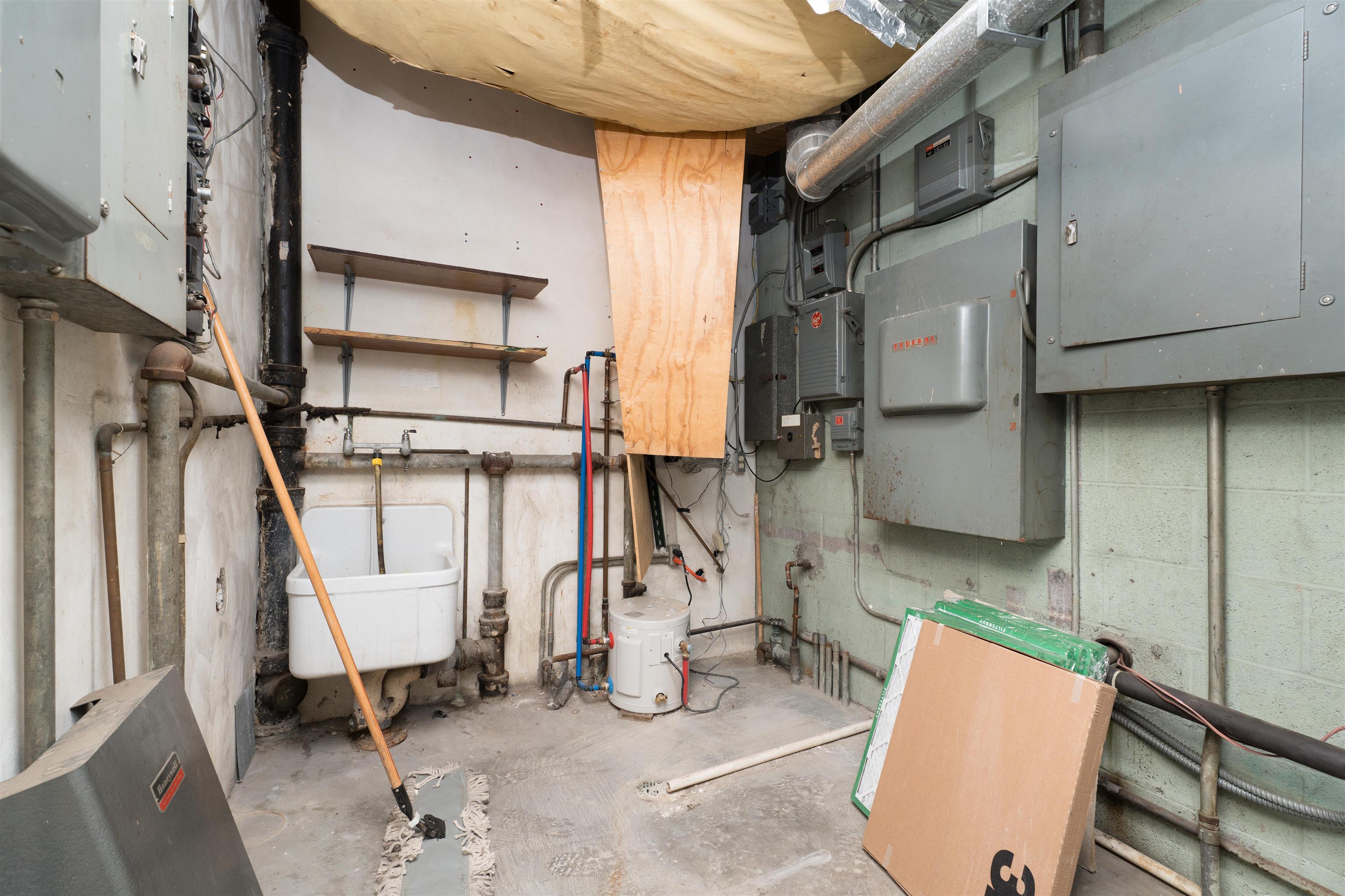 435 E 14th Street, Owensboro, Kentucky 42303, ,Industrial,For Sale,E 14th Street,94475