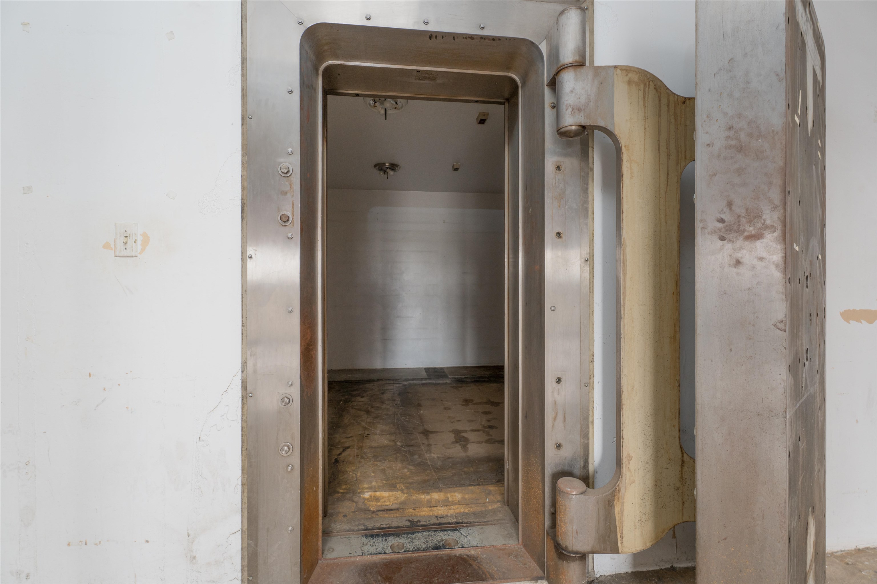 435 E 14th Street, Owensboro, Kentucky 42303, ,Industrial,For Sale,E 14th Street,94475