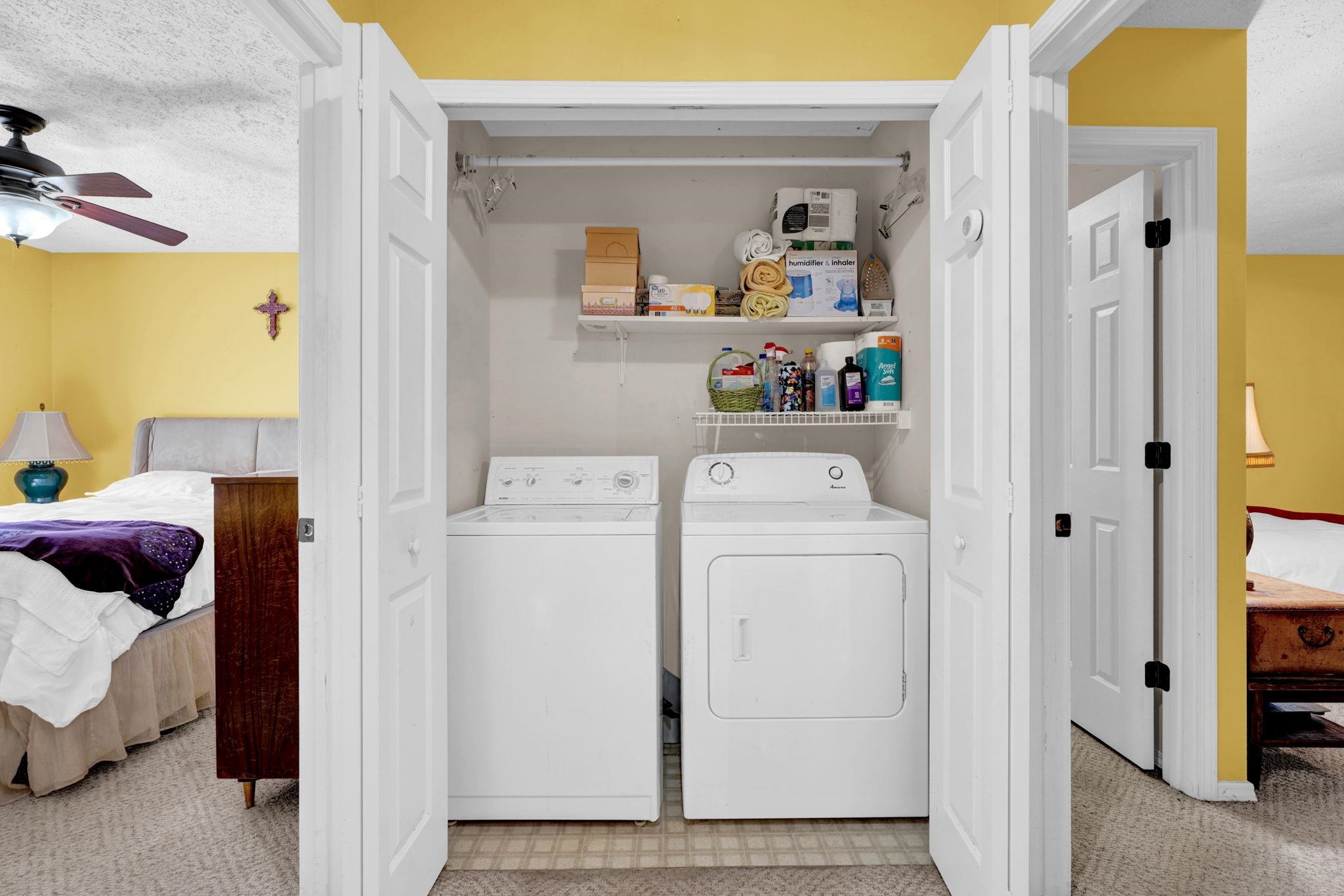 236 Lakewood Dr, Owensboro, Kentucky 42301, 3 Bedrooms Bedrooms, ,2 BathroomsBathrooms,Single Family Residence,For Sale,Lakewood Dr,94476