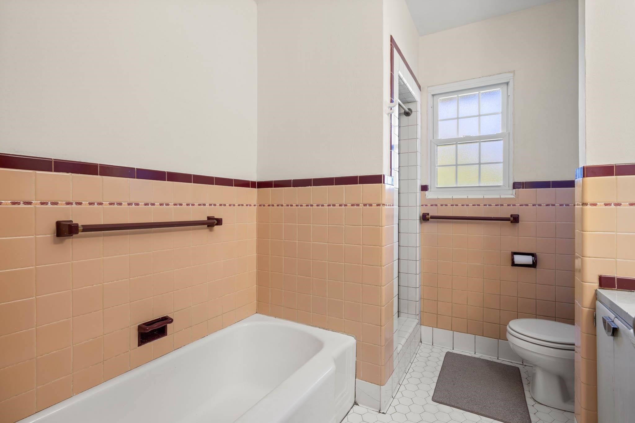 3841 Hillcrest Dr., Owensboro, Kentucky 42303, 3 Bedrooms Bedrooms, ,2 BathroomsBathrooms,Single Family Residence,For Sale,Hillcrest Dr.,94485