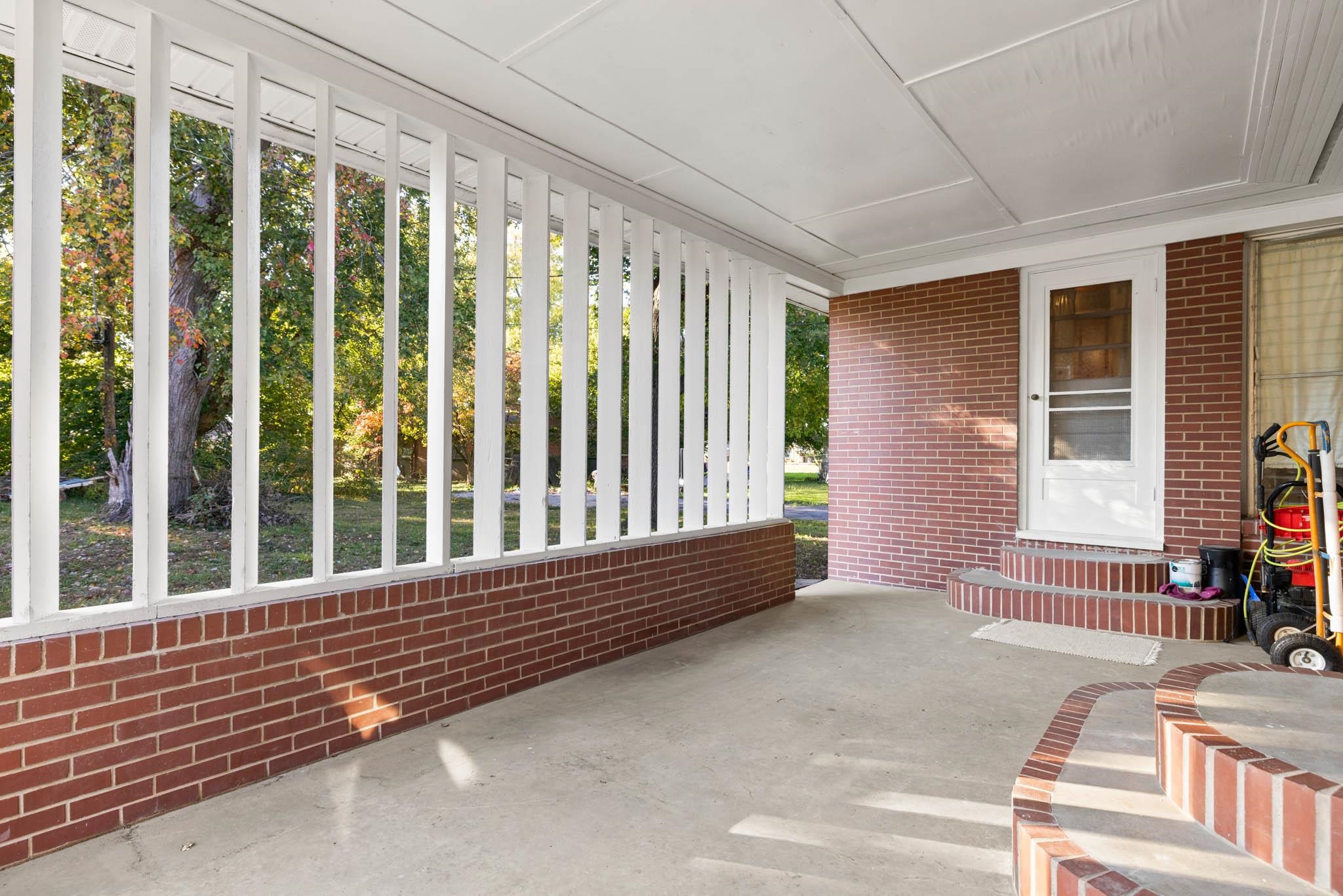 3841 Hillcrest Dr., Owensboro, Kentucky 42303, 3 Bedrooms Bedrooms, ,2 BathroomsBathrooms,Single Family Residence,For Sale,Hillcrest Dr.,94485