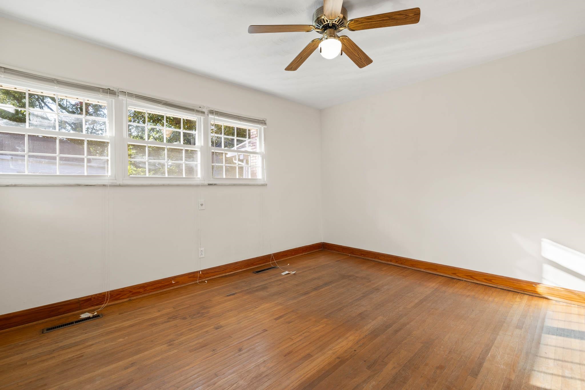 3841 Hillcrest Dr., Owensboro, Kentucky 42303, 3 Bedrooms Bedrooms, ,2 BathroomsBathrooms,Single Family Residence,For Sale,Hillcrest Dr.,94485