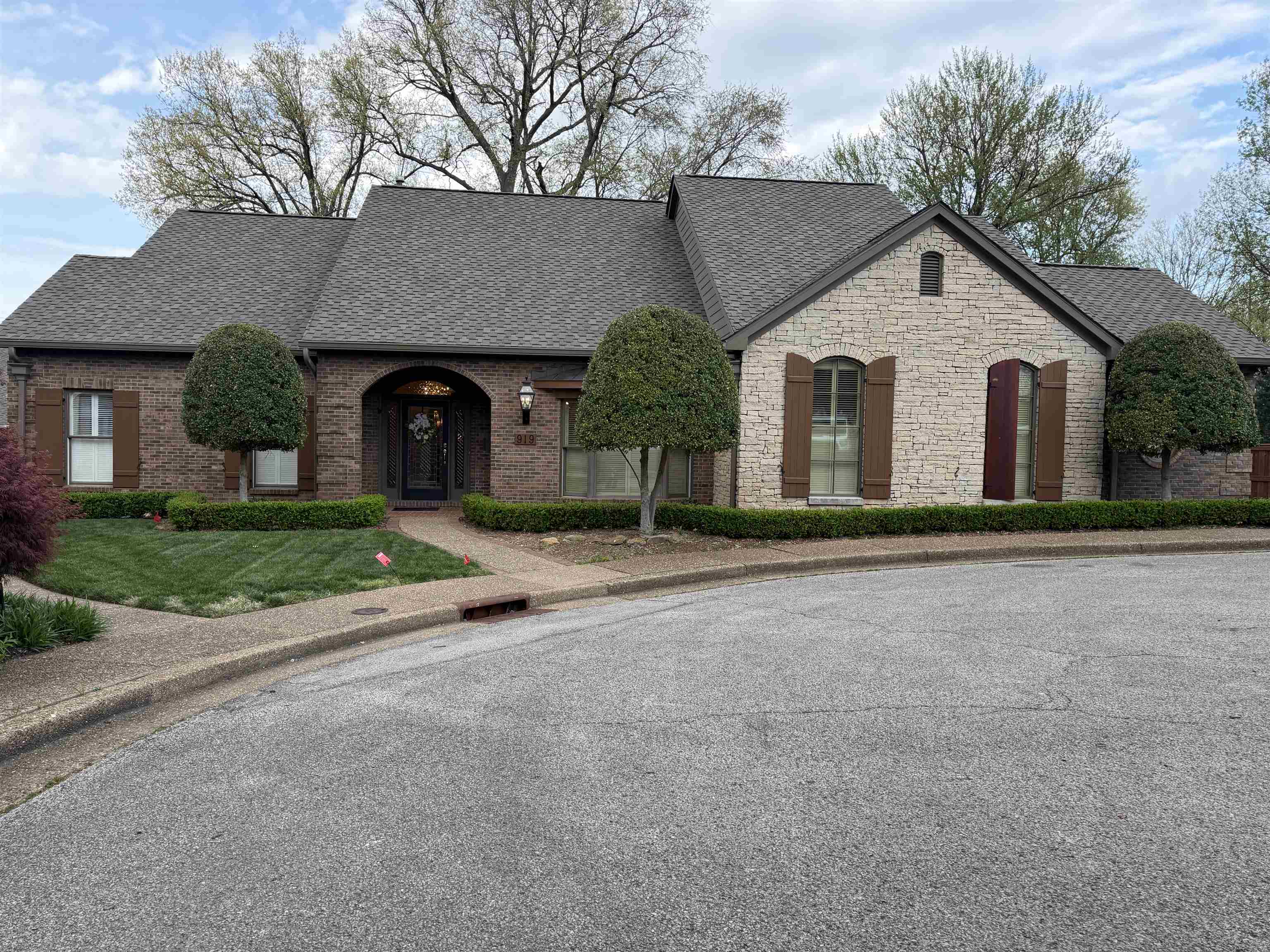 919 Griffith Ave, Owensboro, Kentucky 42301, 2 Bedrooms Bedrooms, ,3 BathroomsBathrooms,Single Family Residence,For Sale,Griffith Ave,94486