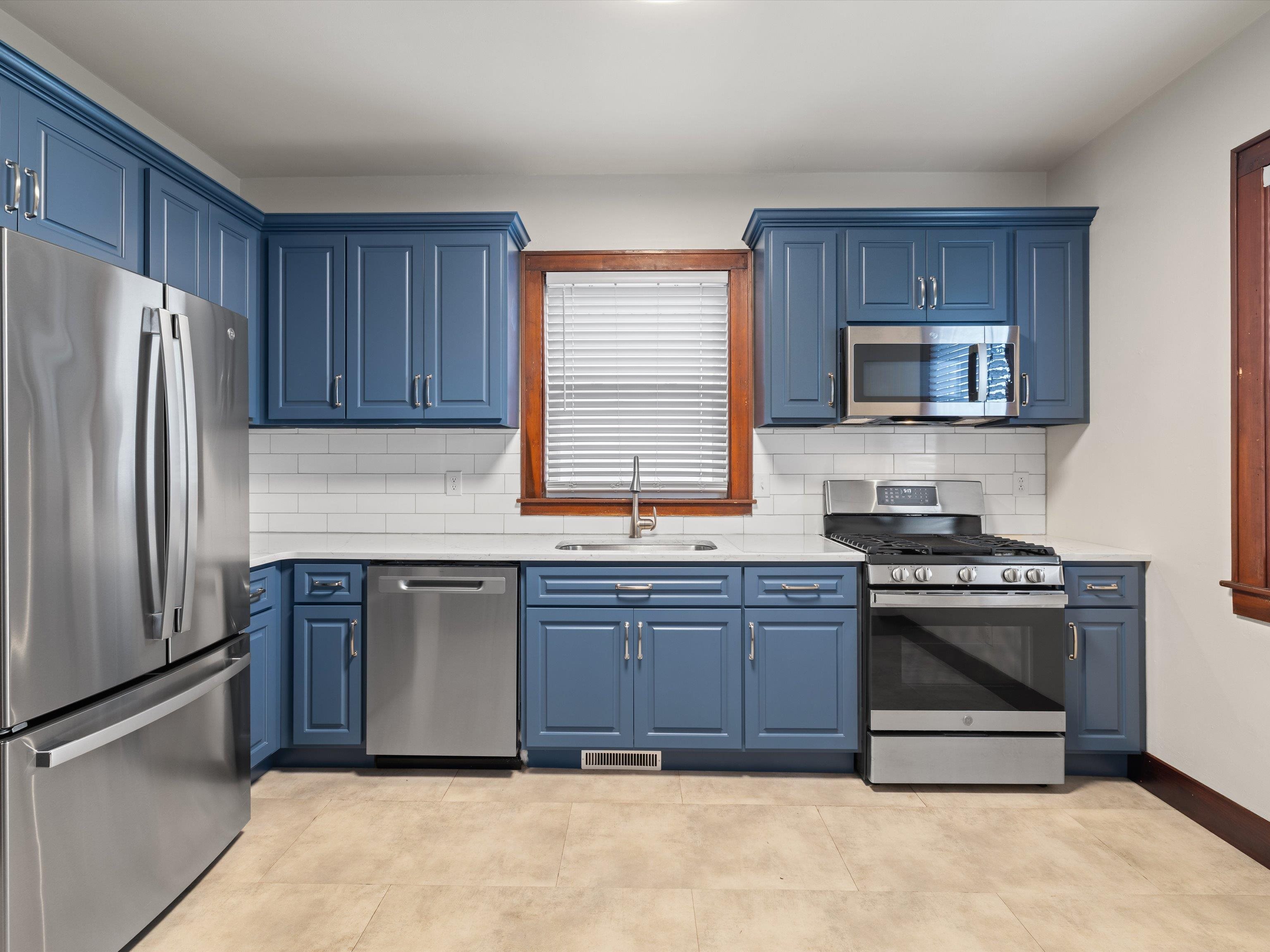 621 24th, Owensboro, Kentucky 42303, 3 Bedrooms Bedrooms, ,1 BathroomBathrooms,Single Family Residence,For Sale,24th,94495