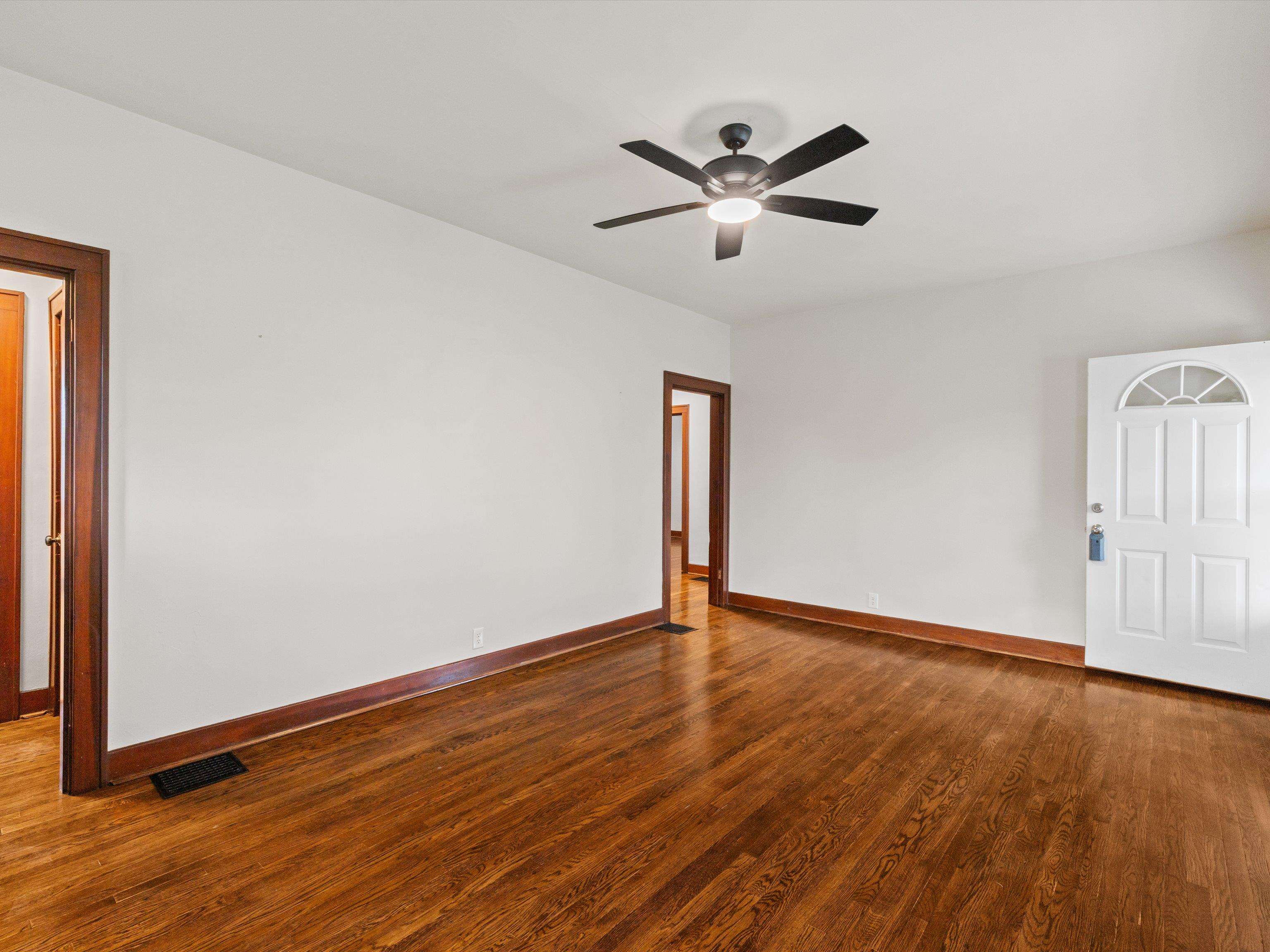 621 24th, Owensboro, Kentucky 42303, 3 Bedrooms Bedrooms, ,1 BathroomBathrooms,Single Family Residence,For Sale,24th,94495