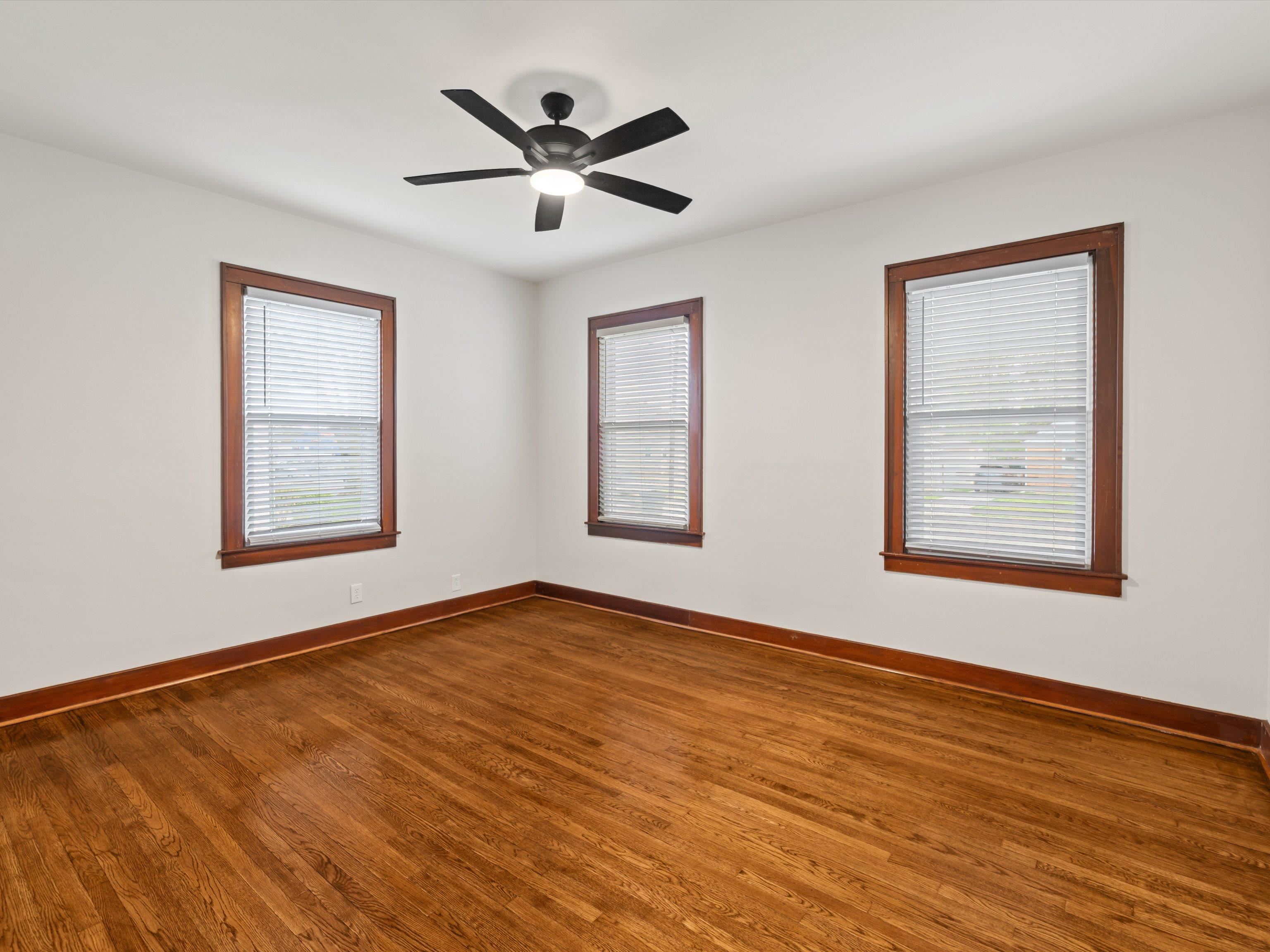 621 24th, Owensboro, Kentucky 42303, 3 Bedrooms Bedrooms, ,1 BathroomBathrooms,Single Family Residence,For Sale,24th,94495