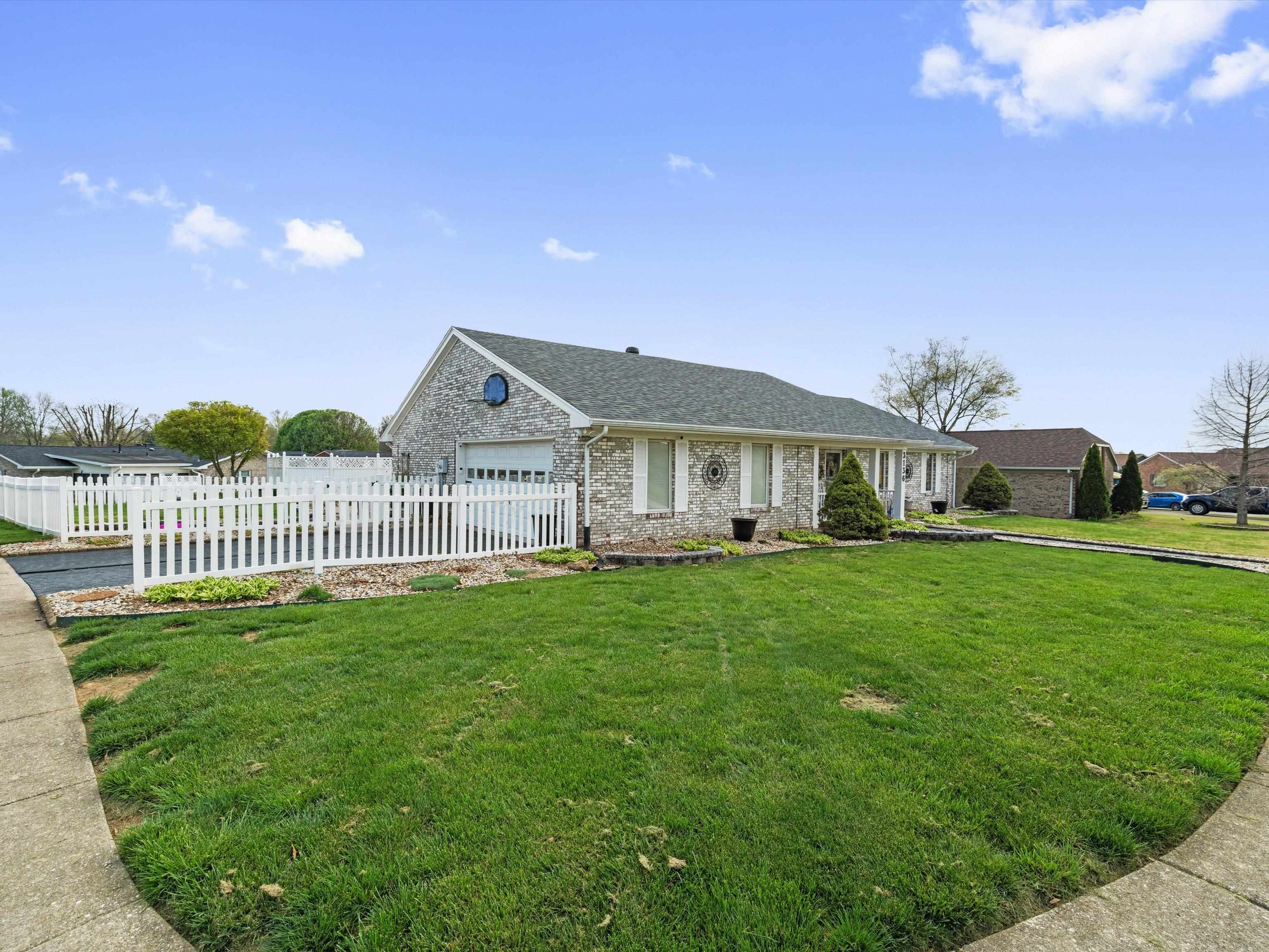 3136 Bold Venture Drive, Owensboro, Kentucky 42303, 3 Bedrooms Bedrooms, ,2 BathroomsBathrooms,Single Family Residence,For Sale,Bold Venture Drive,94496