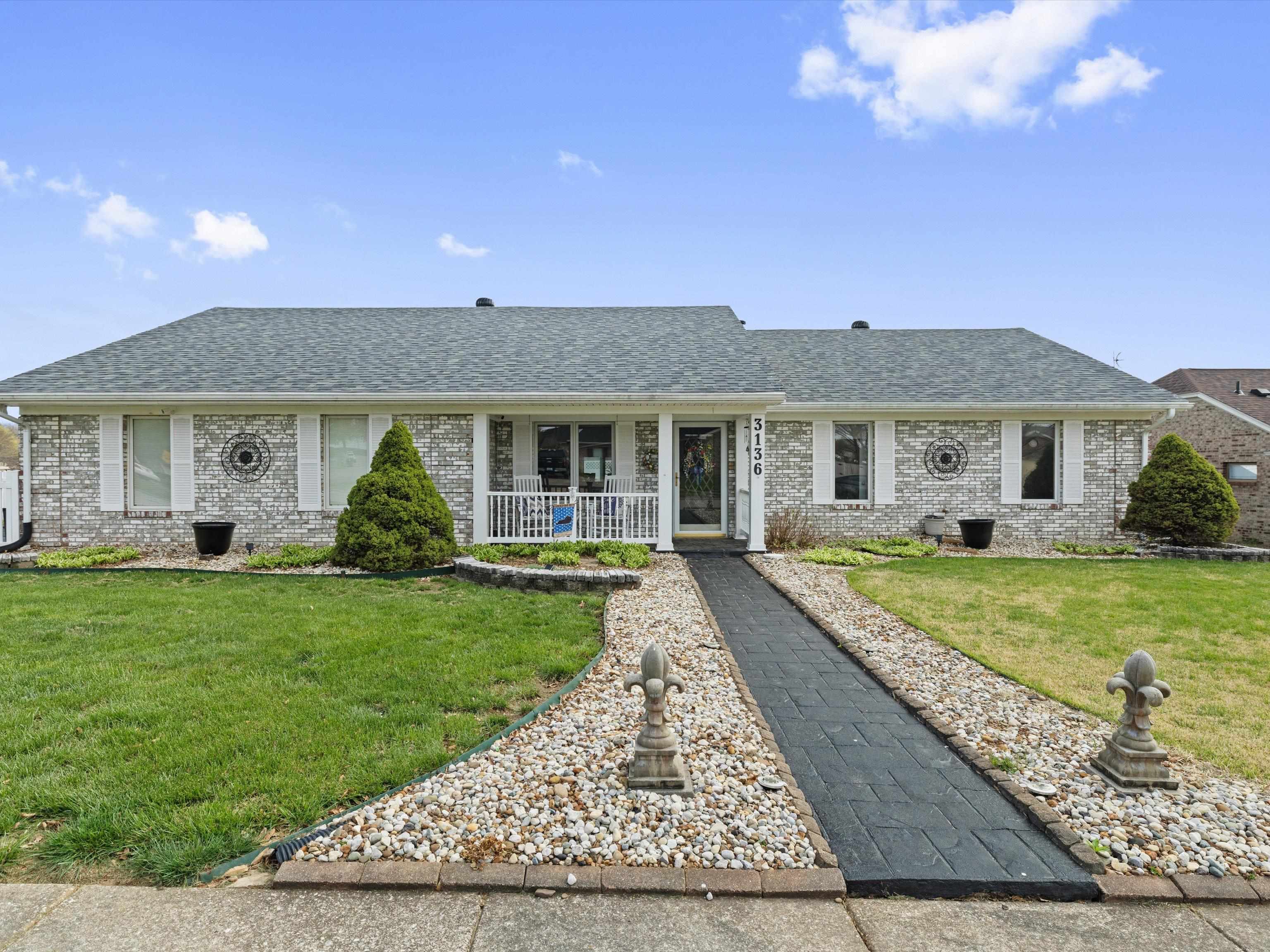 3136 Bold Venture Drive, Owensboro, Kentucky 42303, 3 Bedrooms Bedrooms, ,2 BathroomsBathrooms,Single Family Residence,For Sale,Bold Venture Drive,94496