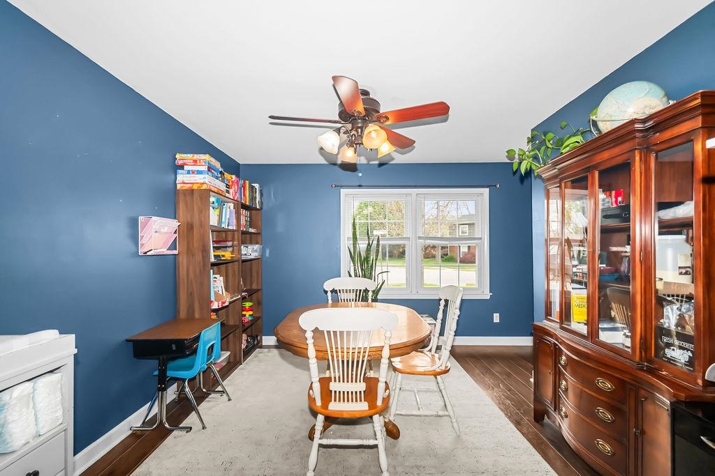 2215 Citation Ave, Owensboro, Kentucky 42301, 4 Bedrooms Bedrooms, ,2 BathroomsBathrooms,Single Family Residence,For Sale,Citation Ave,94497