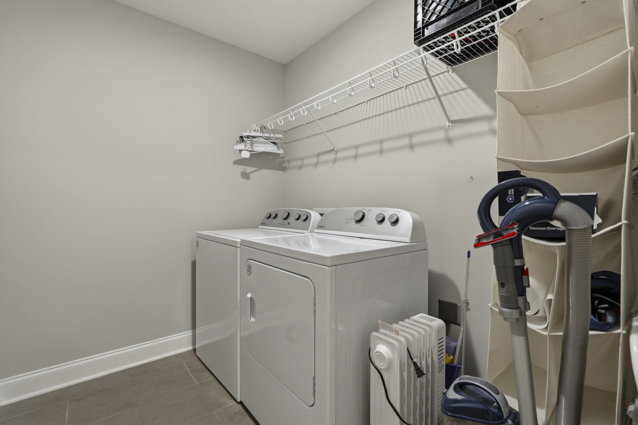 3064 Larado, Bowling Green, Kentucky 42101, 3 Bedrooms Bedrooms, ,2 BathroomsBathrooms,Single Family Residence,For Sale,Larado,94505