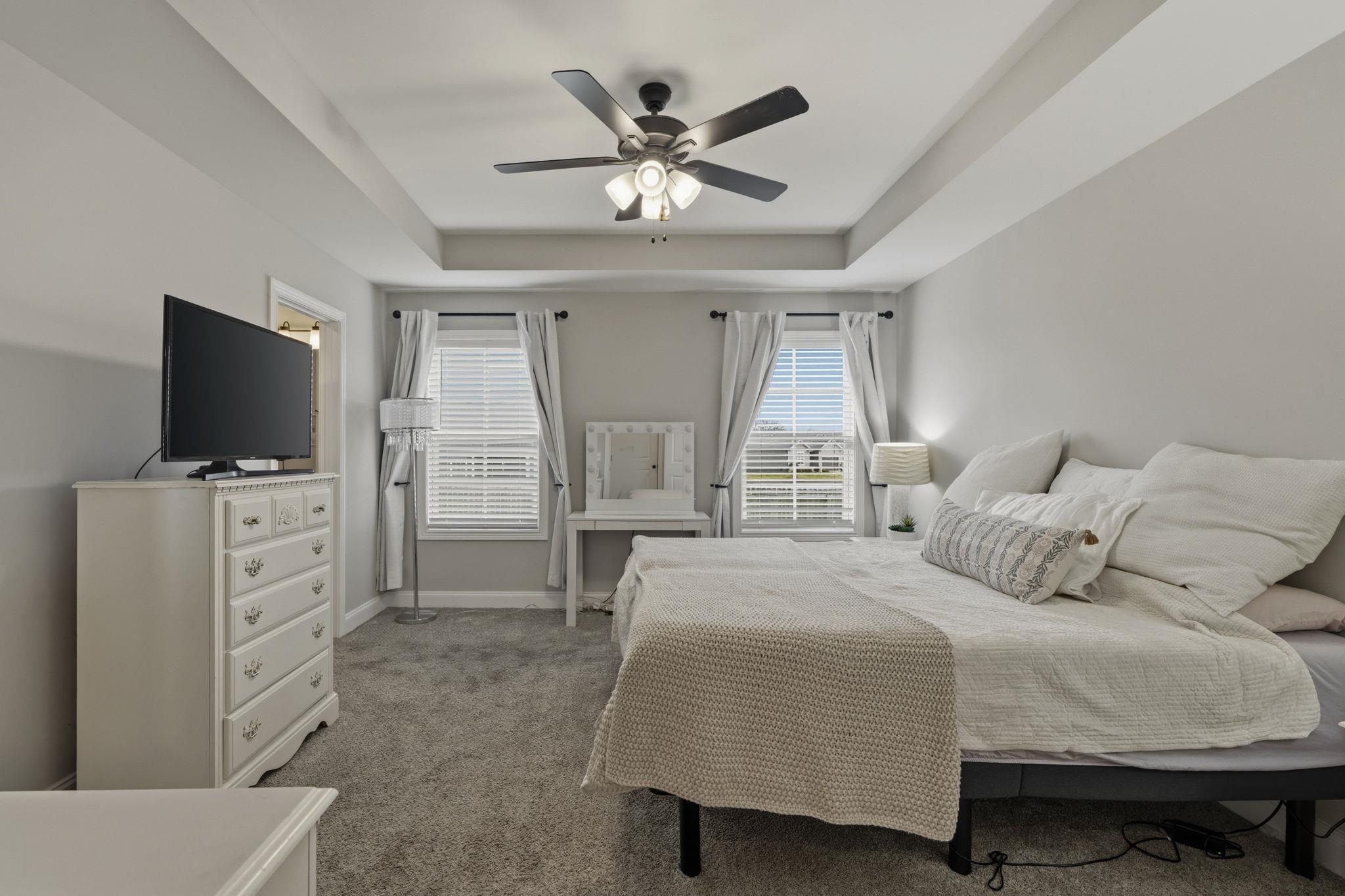 3064 Larado, Bowling Green, Kentucky 42101, 3 Bedrooms Bedrooms, ,2 BathroomsBathrooms,Single Family Residence,For Sale,Larado,94505